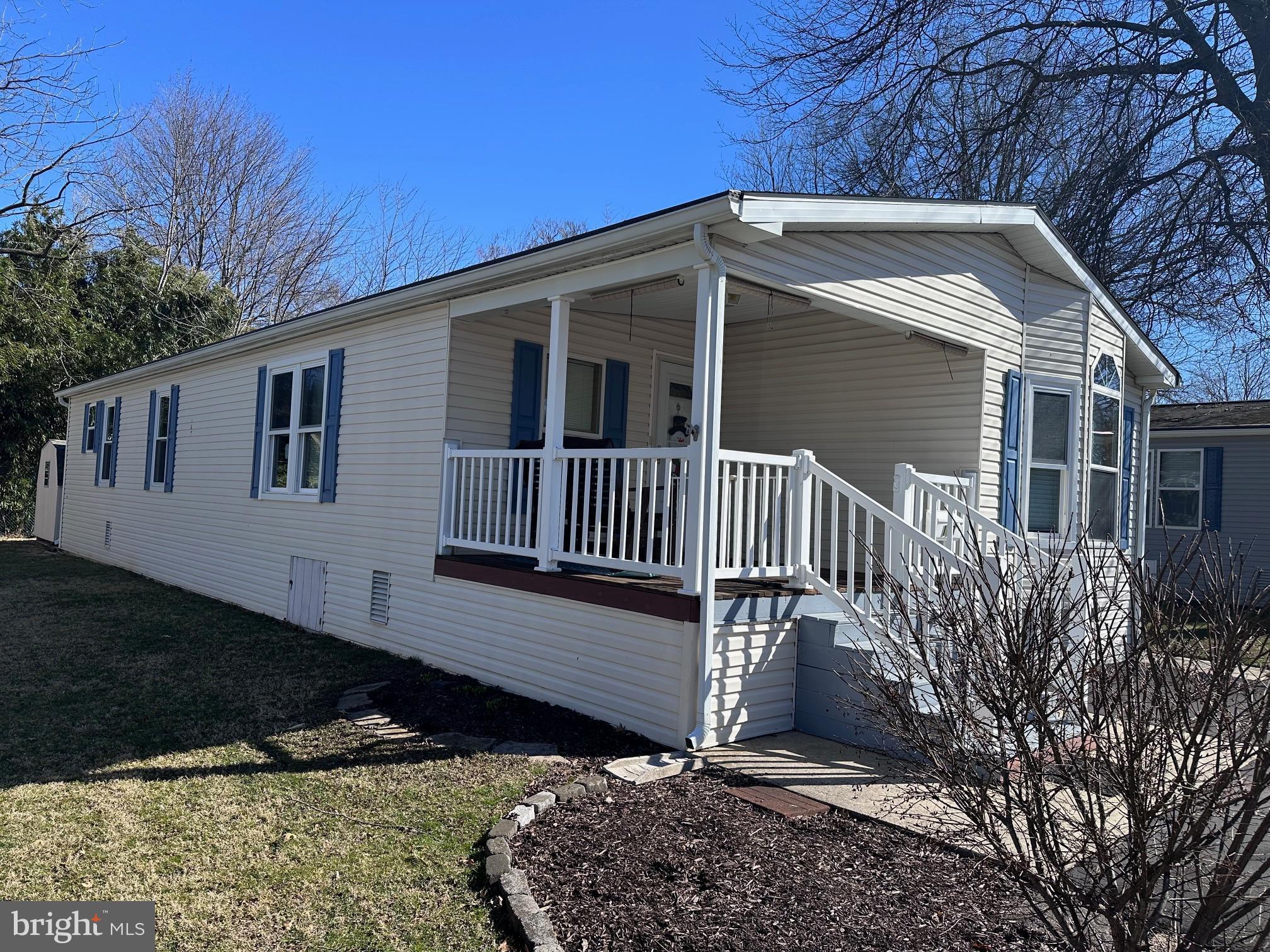 VILLAGE SCENE TR P - Residential