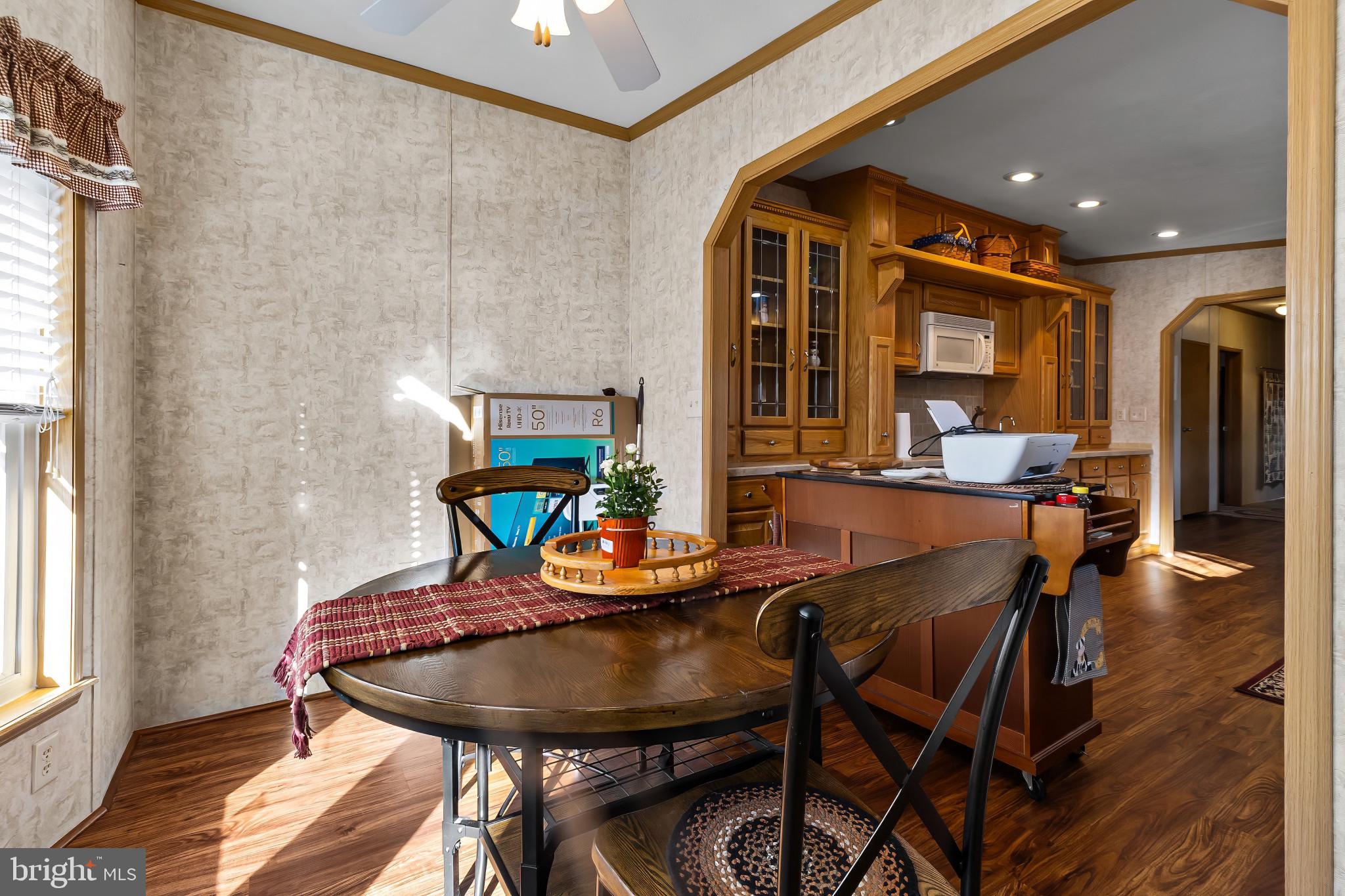 VILLAGE SCENE TR P - Residential