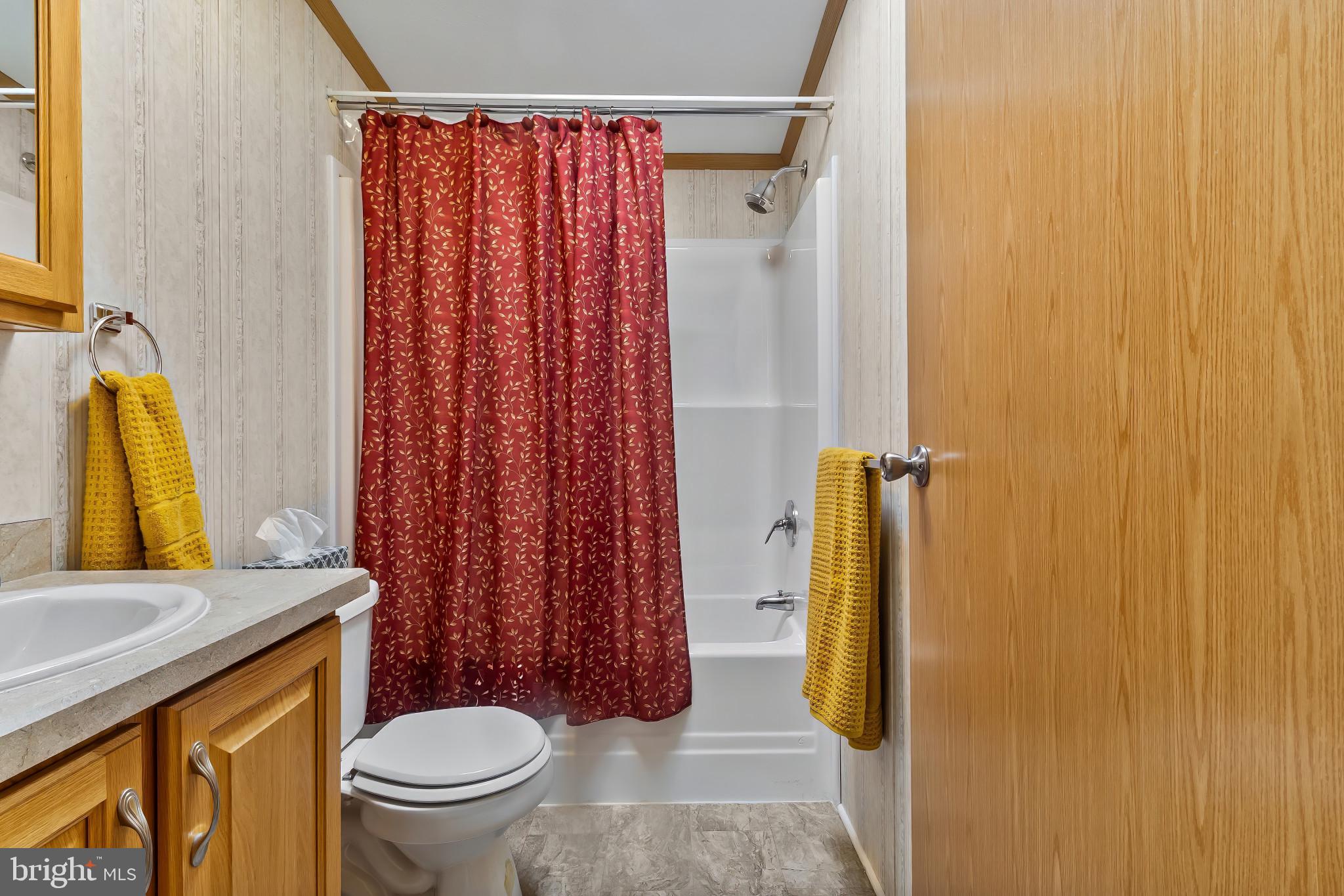 VILLAGE SCENE TR P - Residential