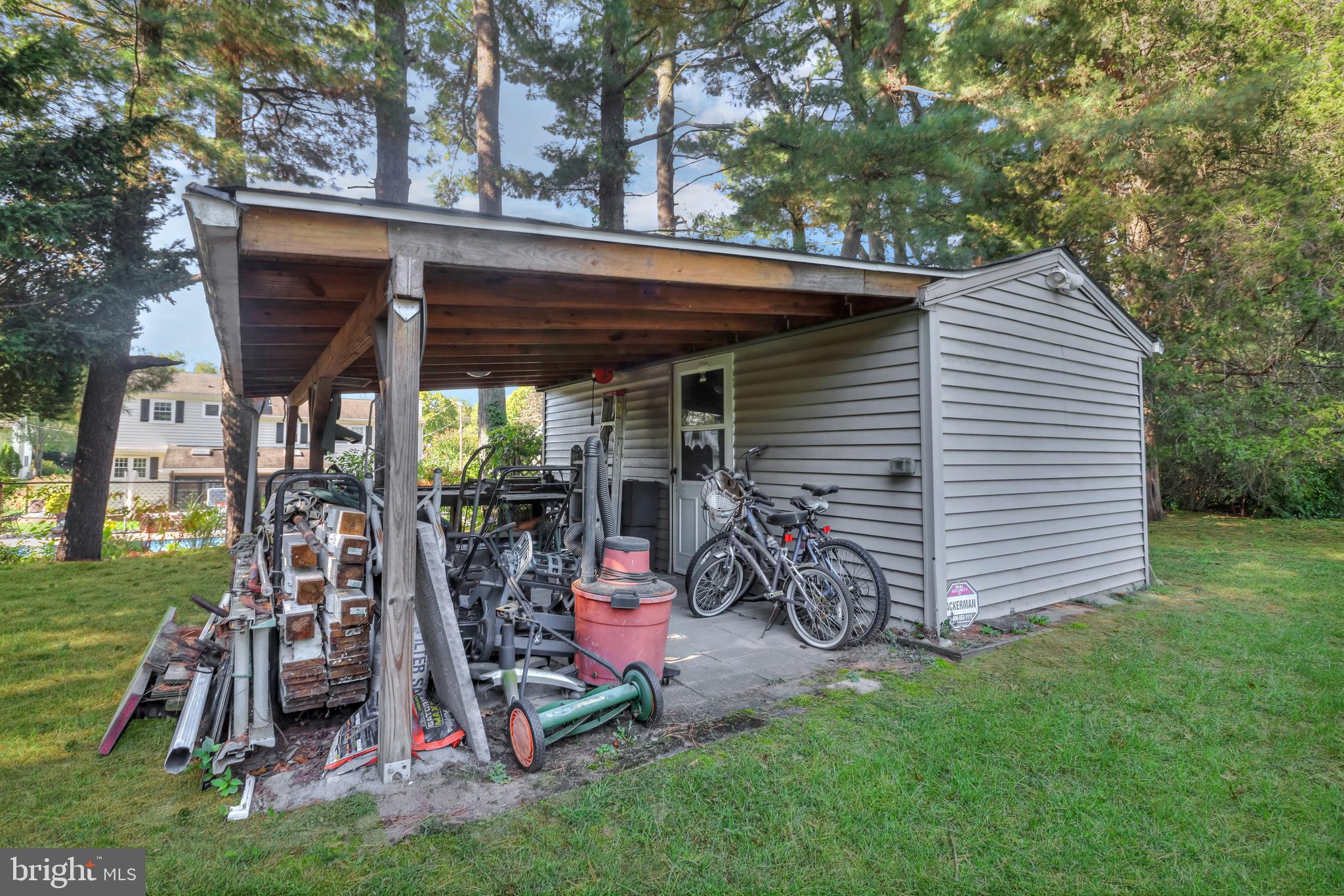 RIVER GLEN - Residential