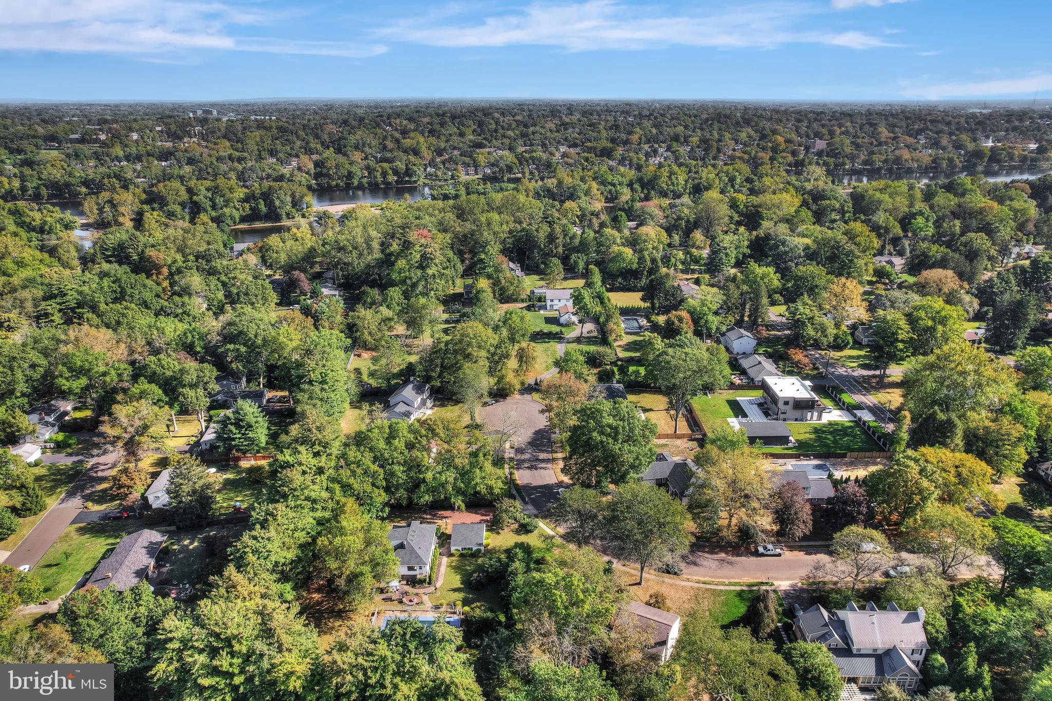 RIVER GLEN - Residential