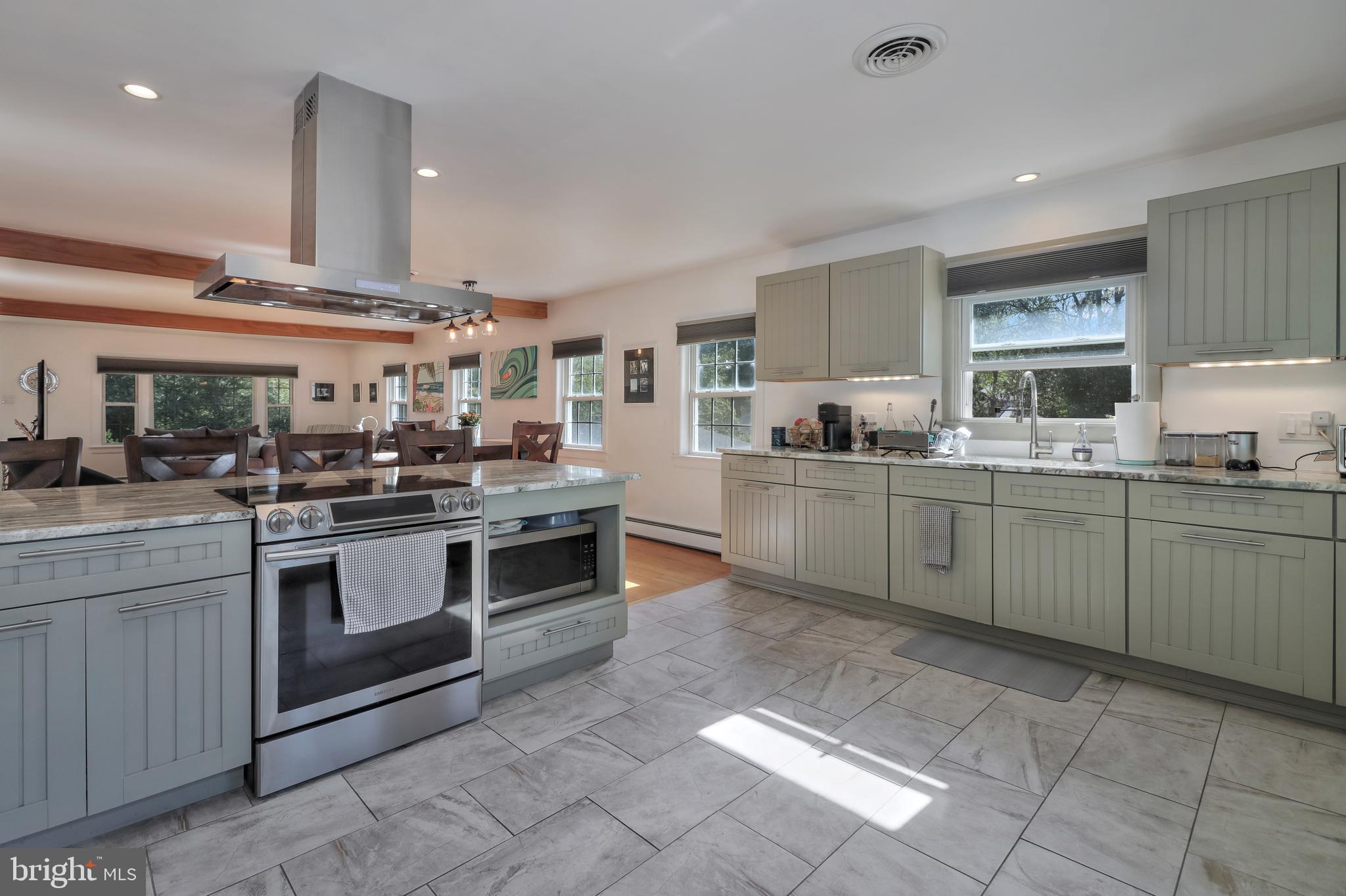 RIVER GLEN - Residential