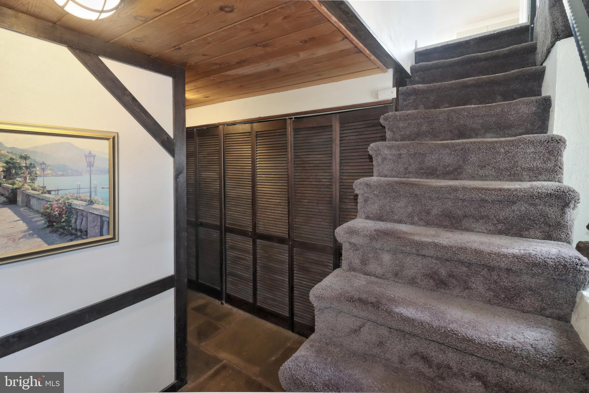 RIVER GLEN - Residential