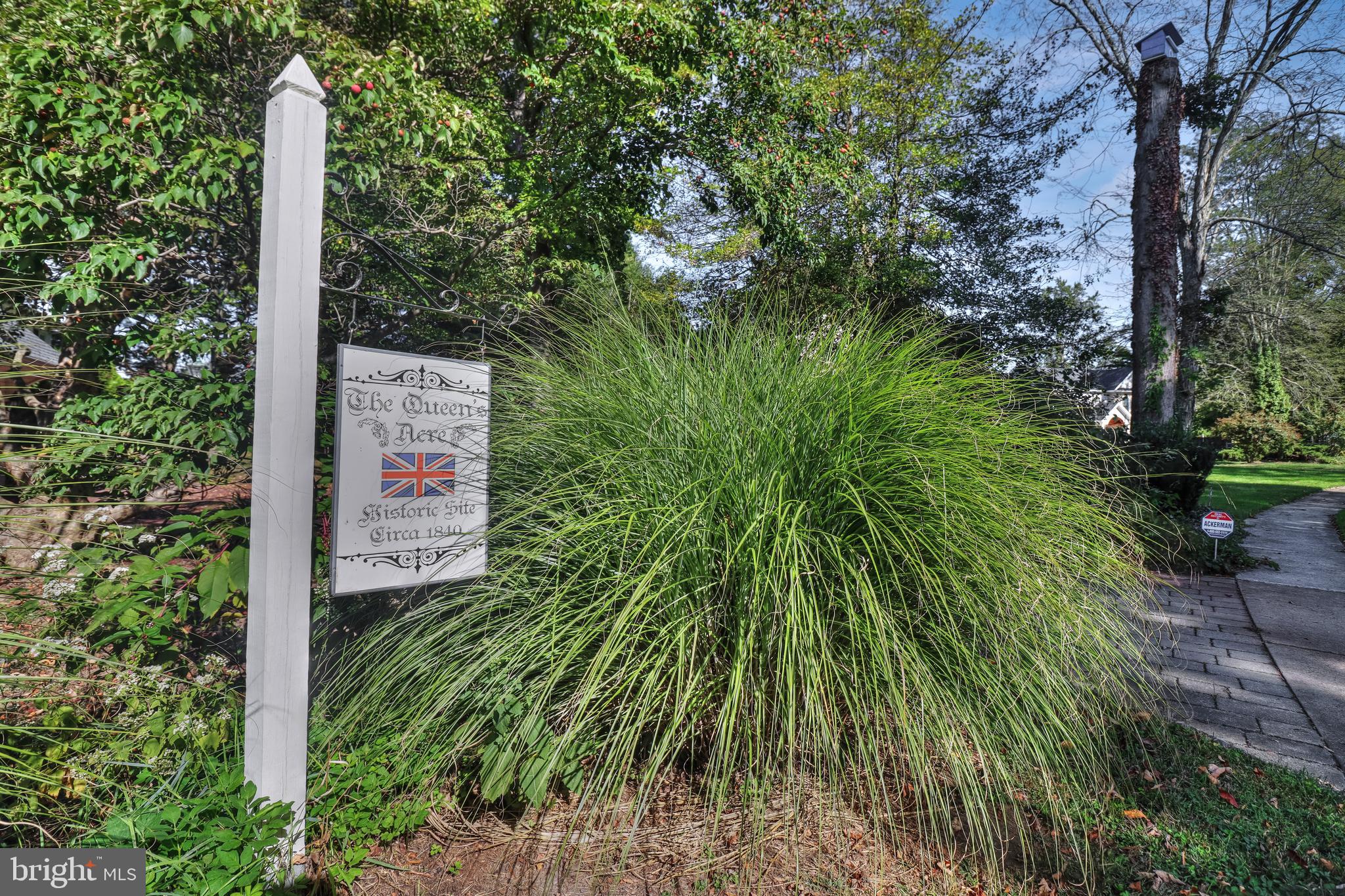 713 ARDSLEY COURT
