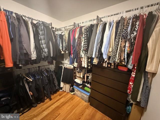 RIVER GLEN - Residential