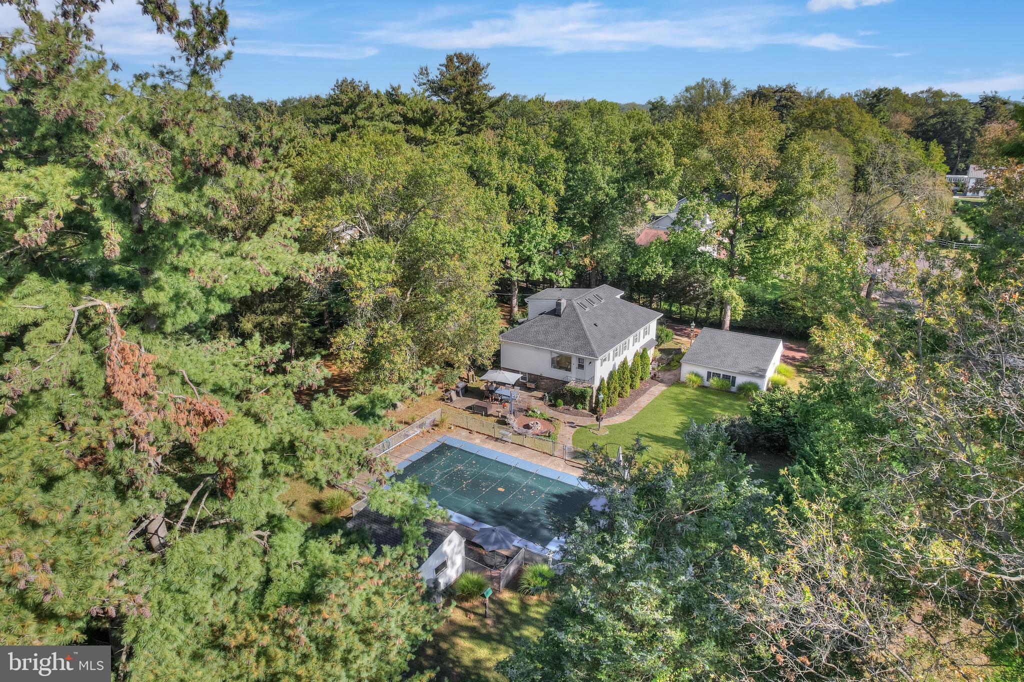 RIVER GLEN - Residential