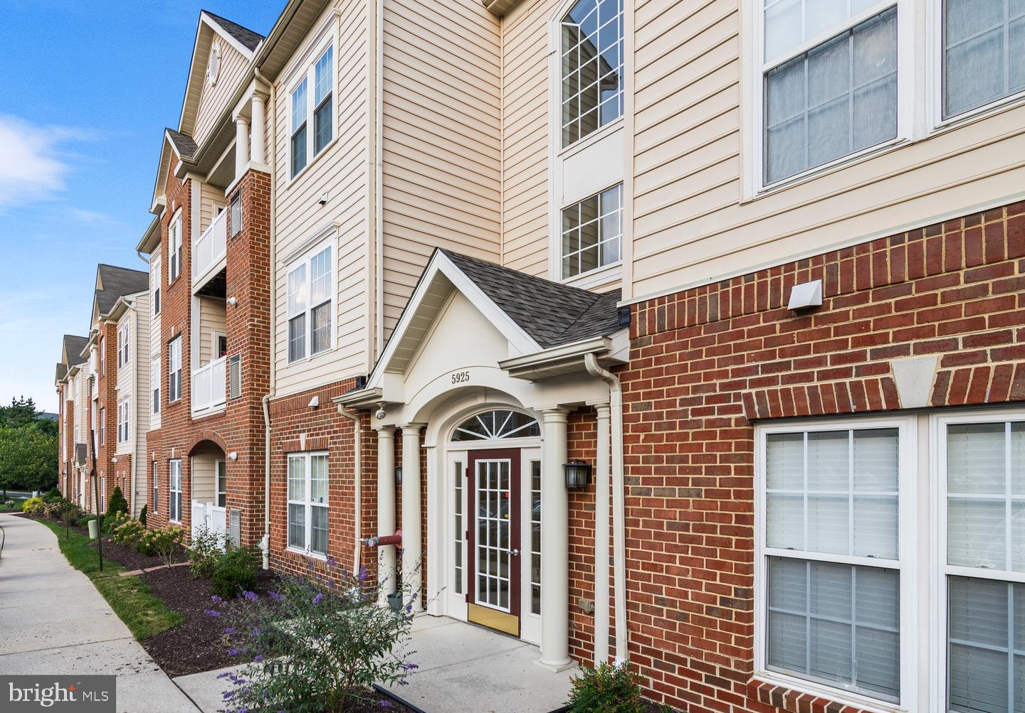 HEARTHSTONE AT TIMBERS - Residential