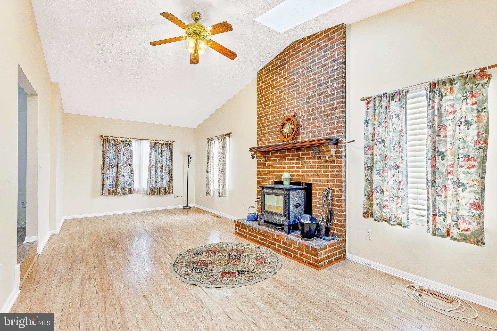 DRUM POINT - Residential