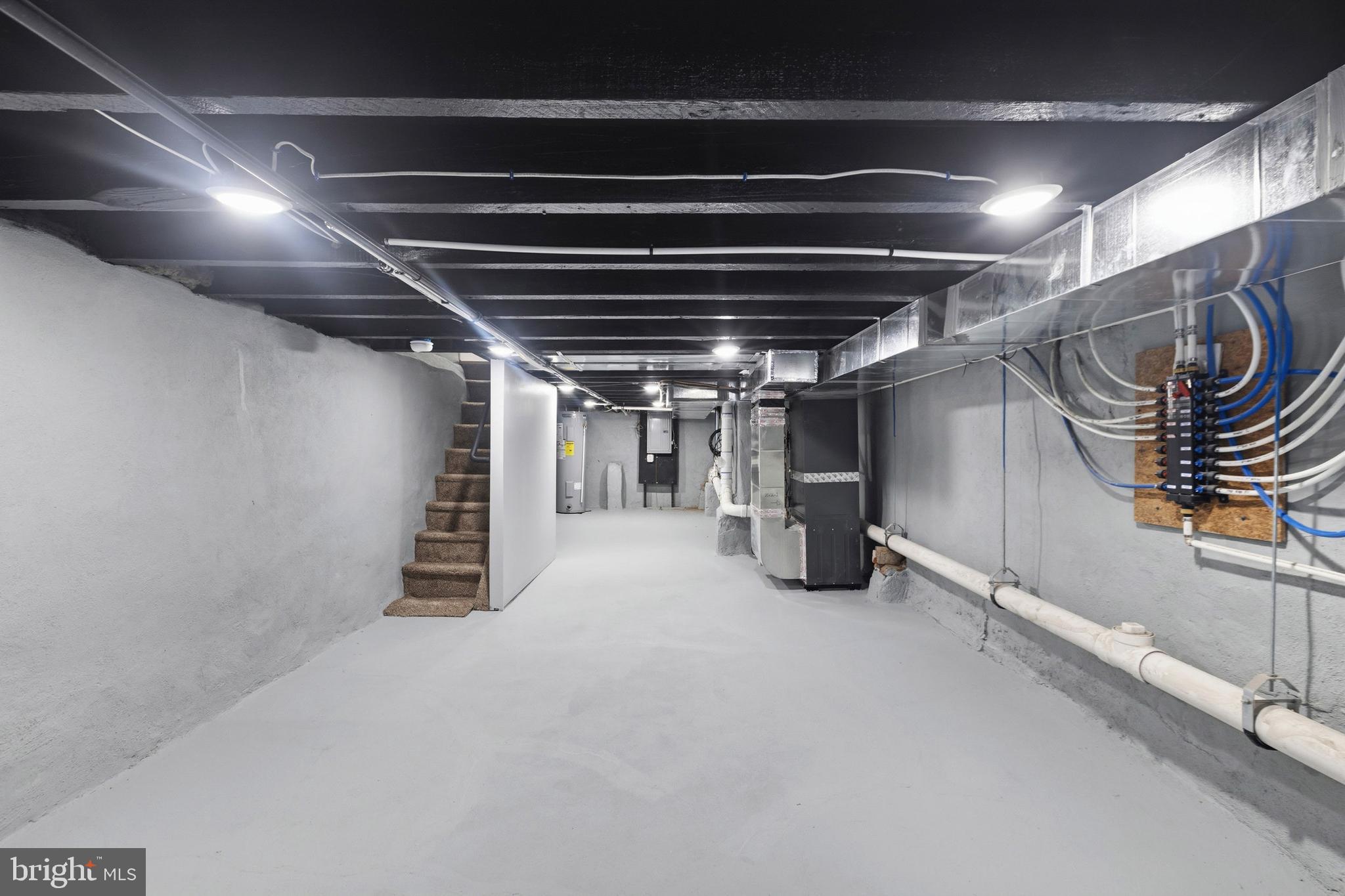 GIRARD ESTATES - Residential