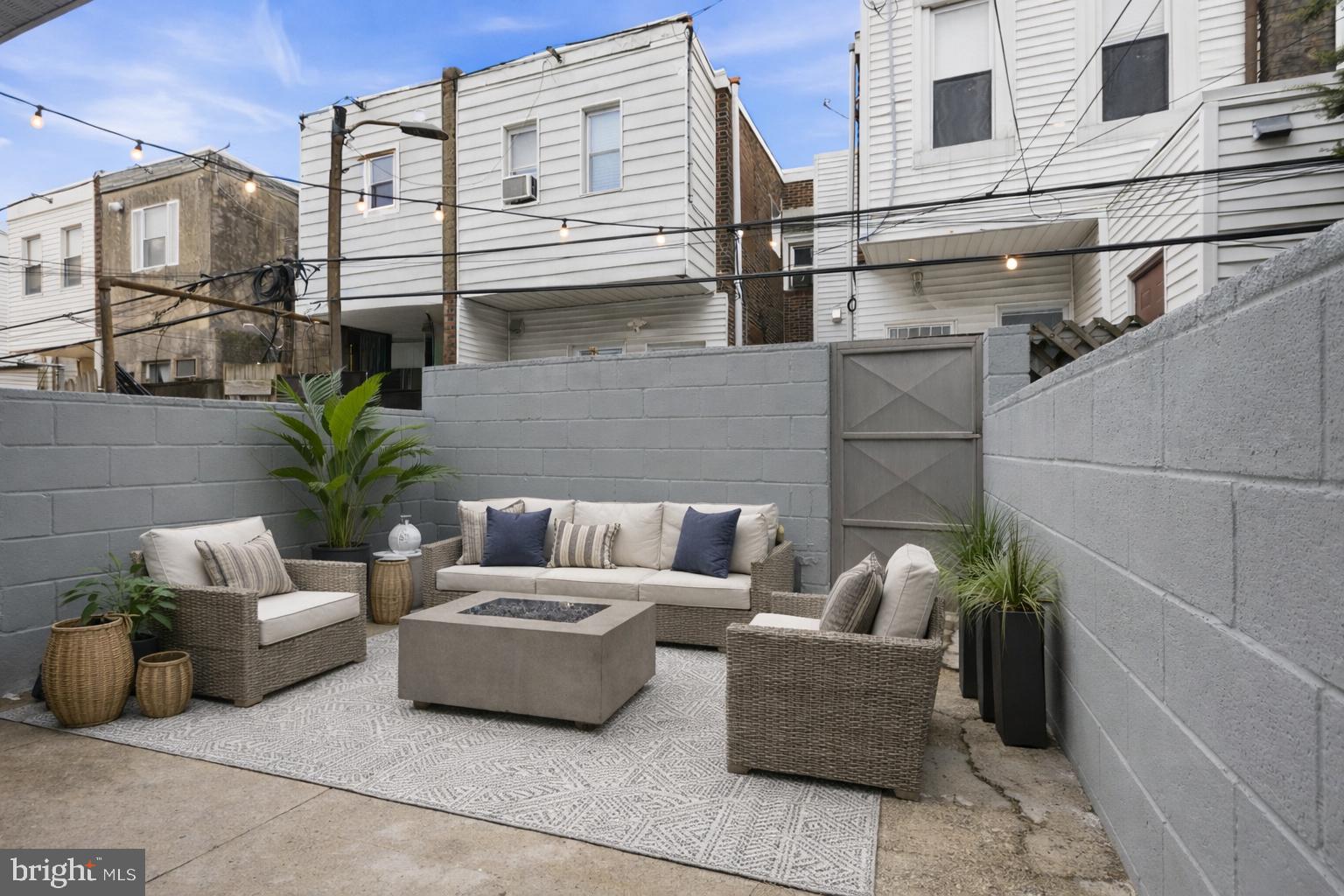 GIRARD ESTATES - Residential