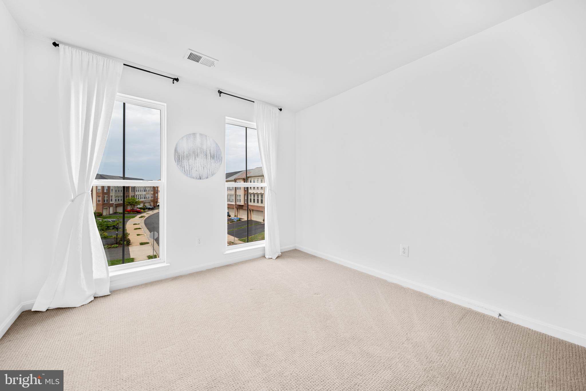 BRAMBLETON - Residential