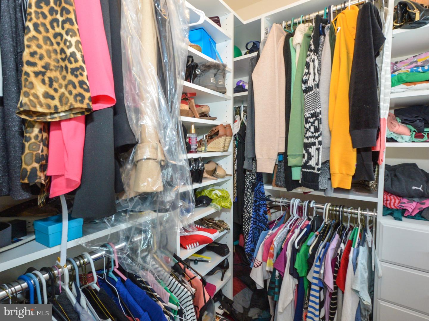 LAFAYETTE CROSSING - Residential Lease