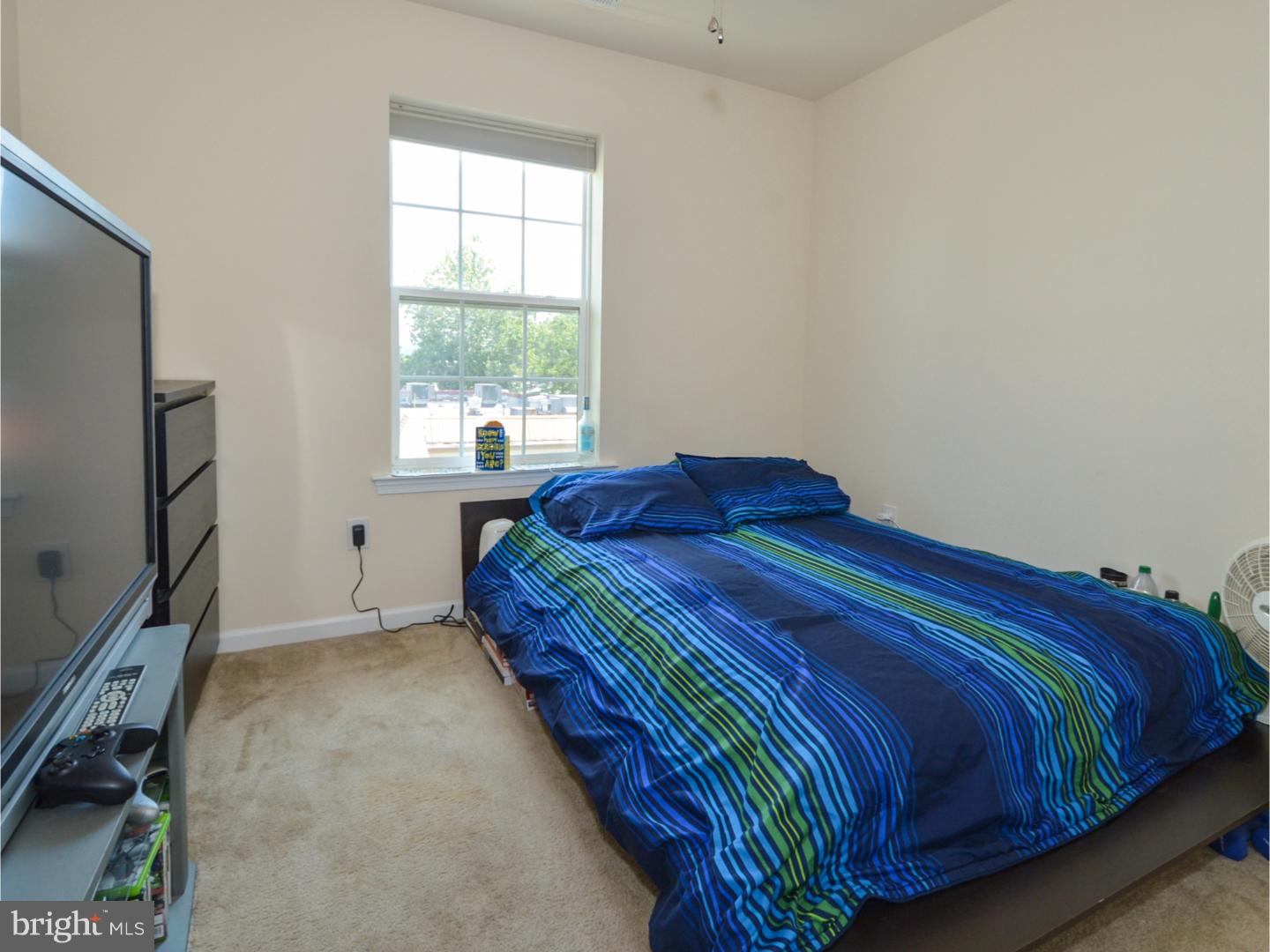 LAFAYETTE CROSSING - Residential Lease