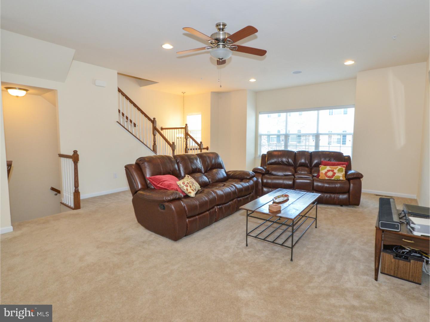 LAFAYETTE CROSSING - Residential Lease