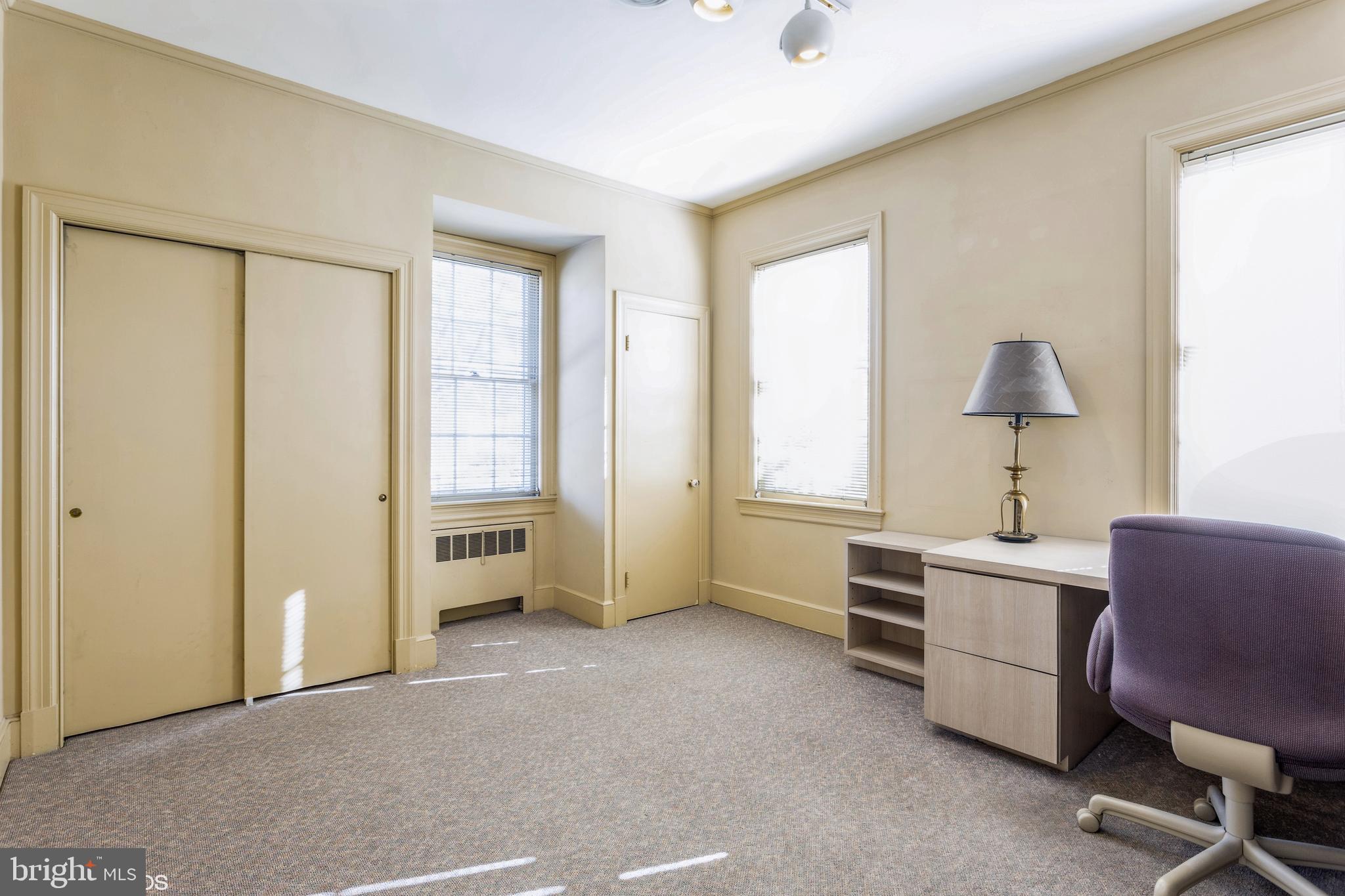 FALLSTAFF - Residential