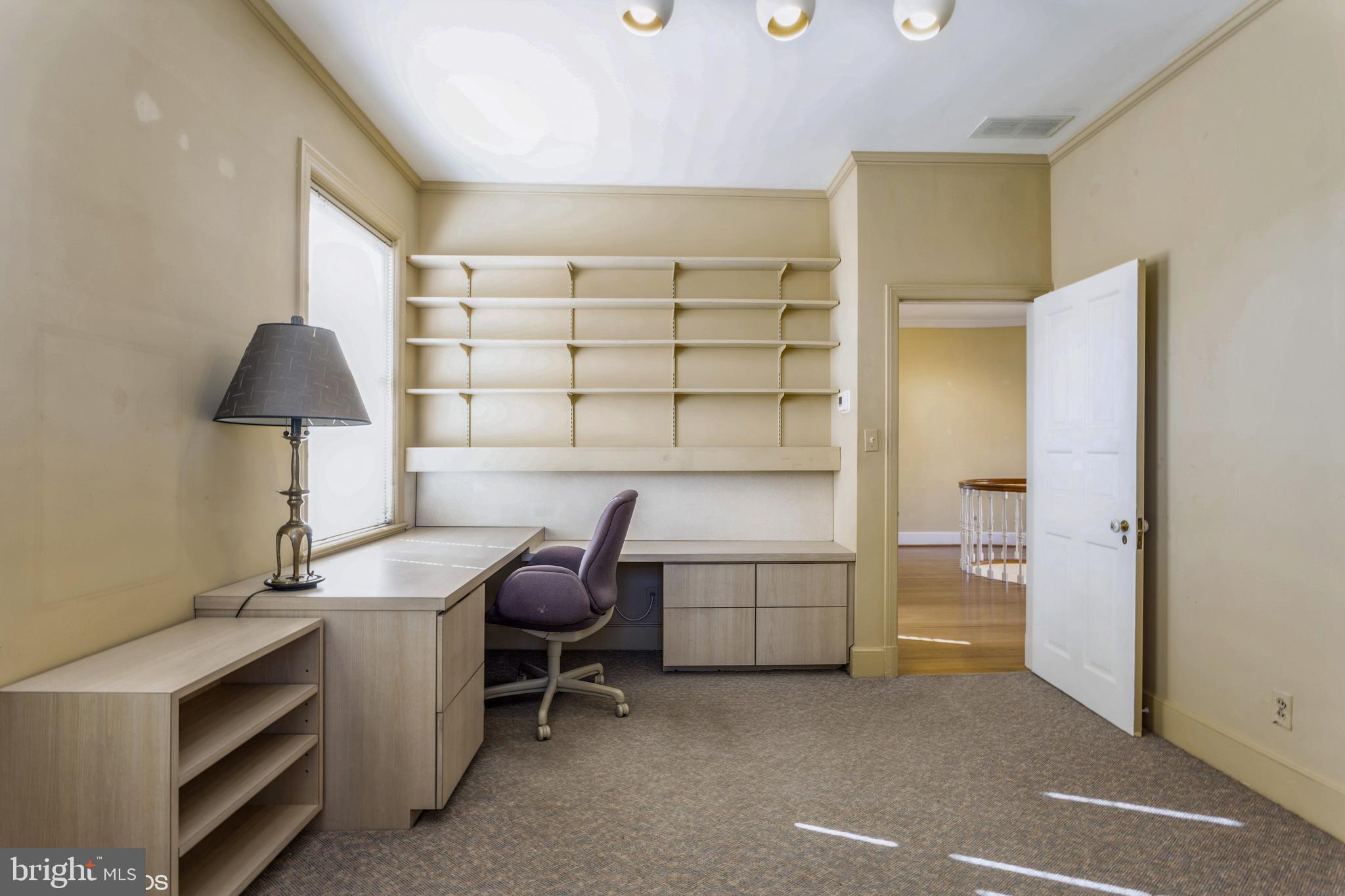 FALLSTAFF - Residential