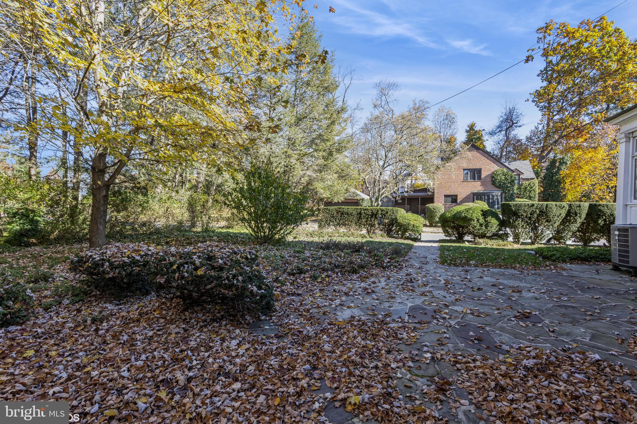 FALLSTAFF - Residential