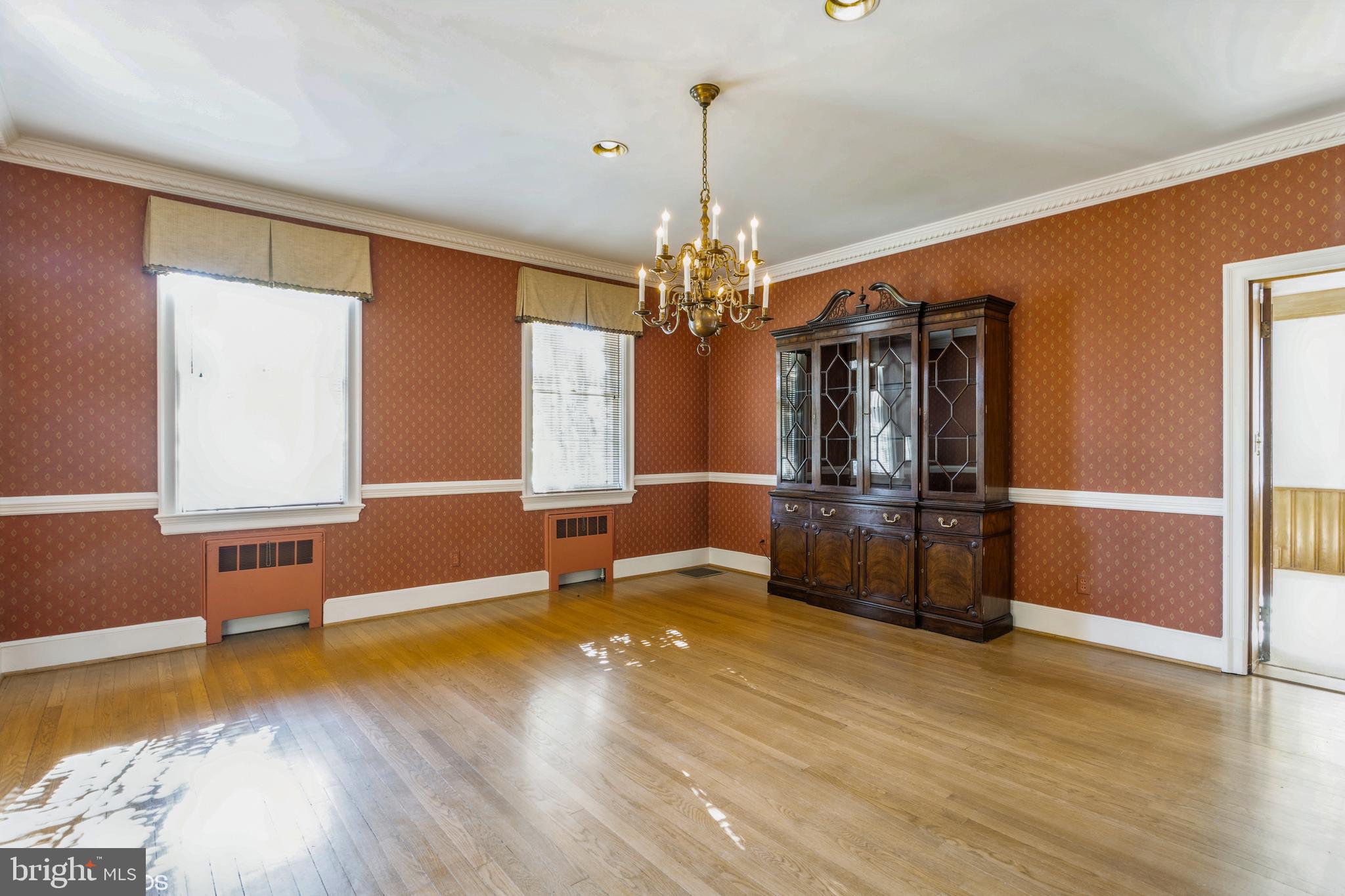 FALLSTAFF - Residential