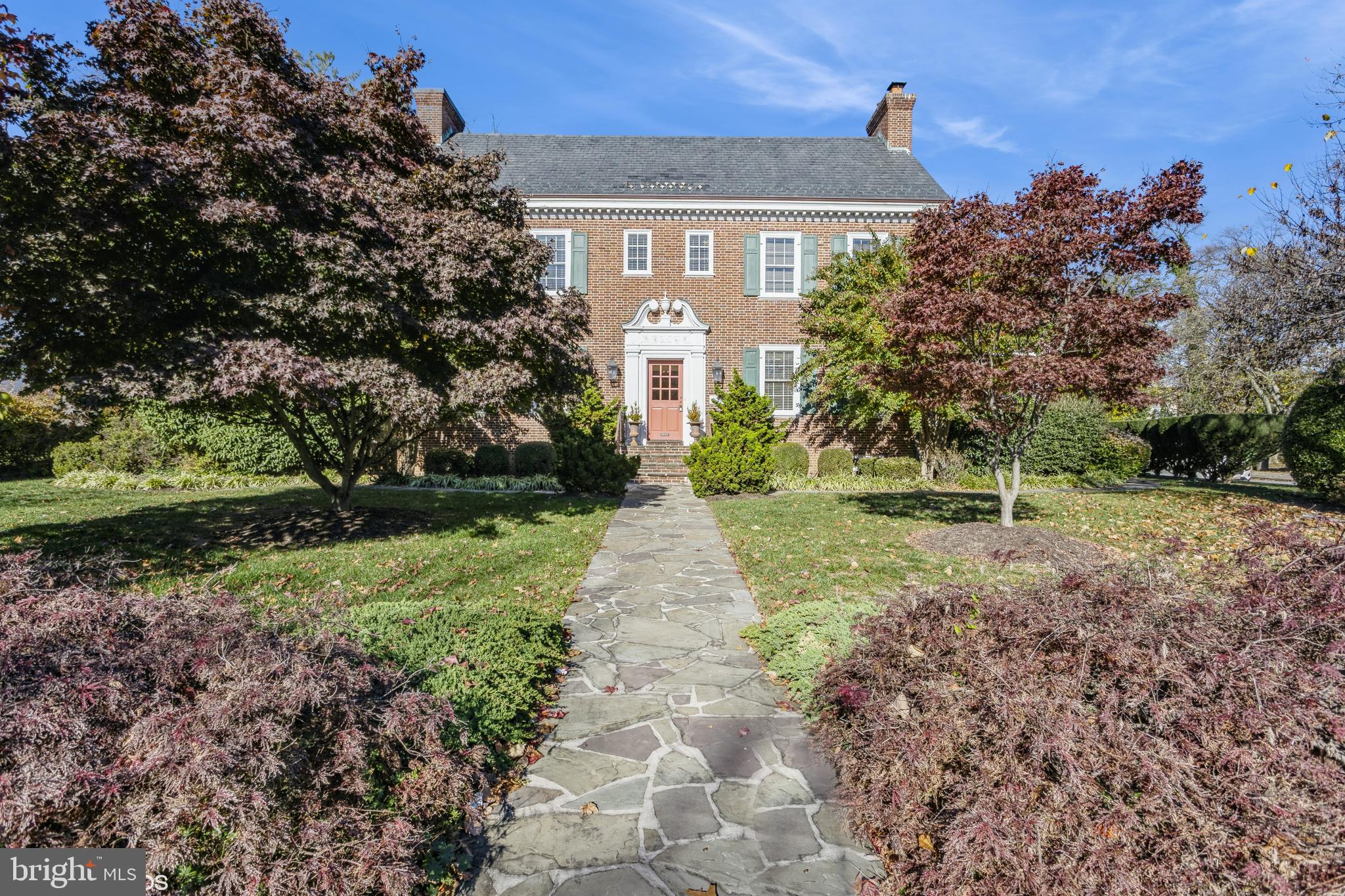 FALLSTAFF - Residential