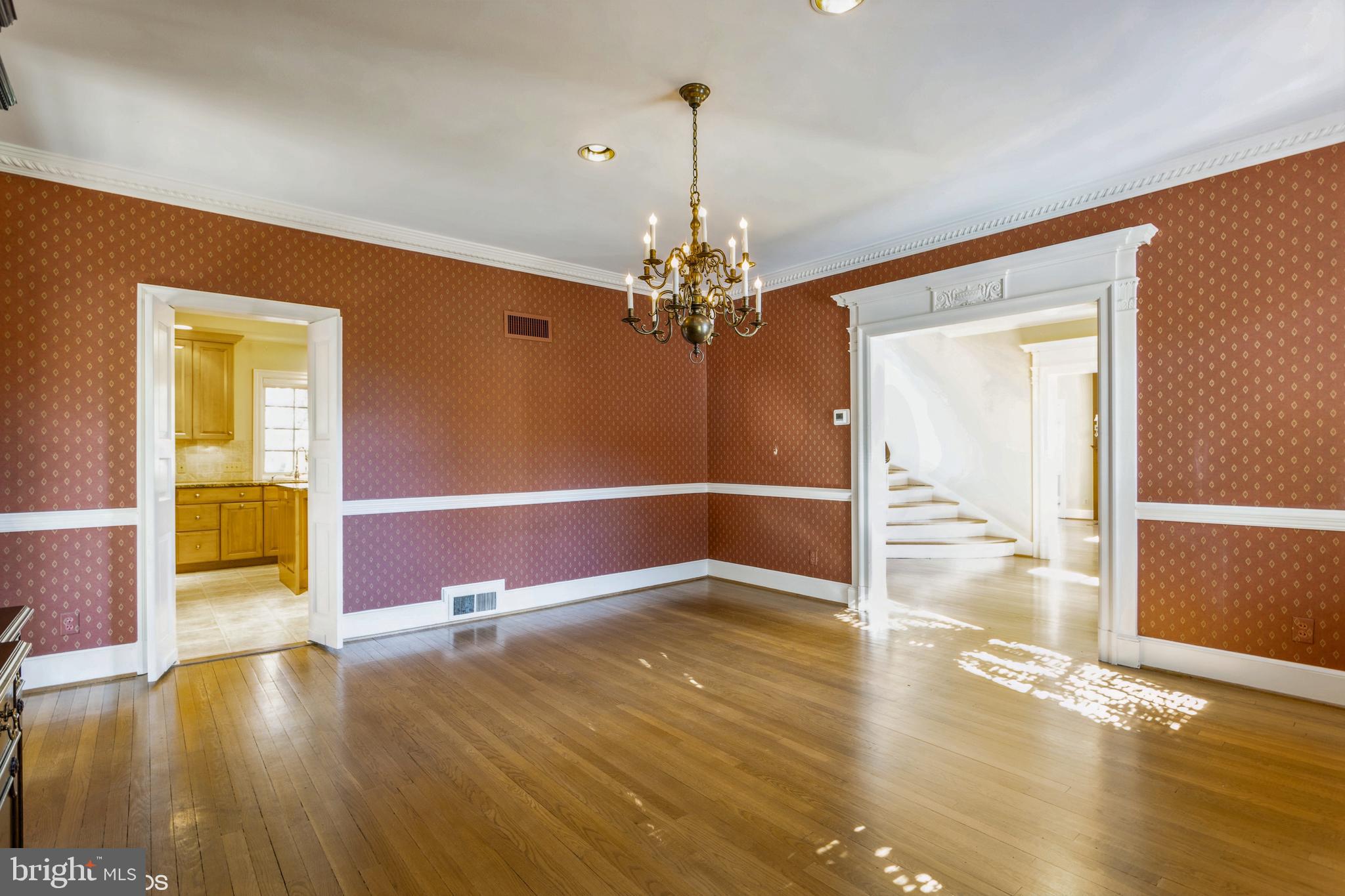 FALLSTAFF - Residential