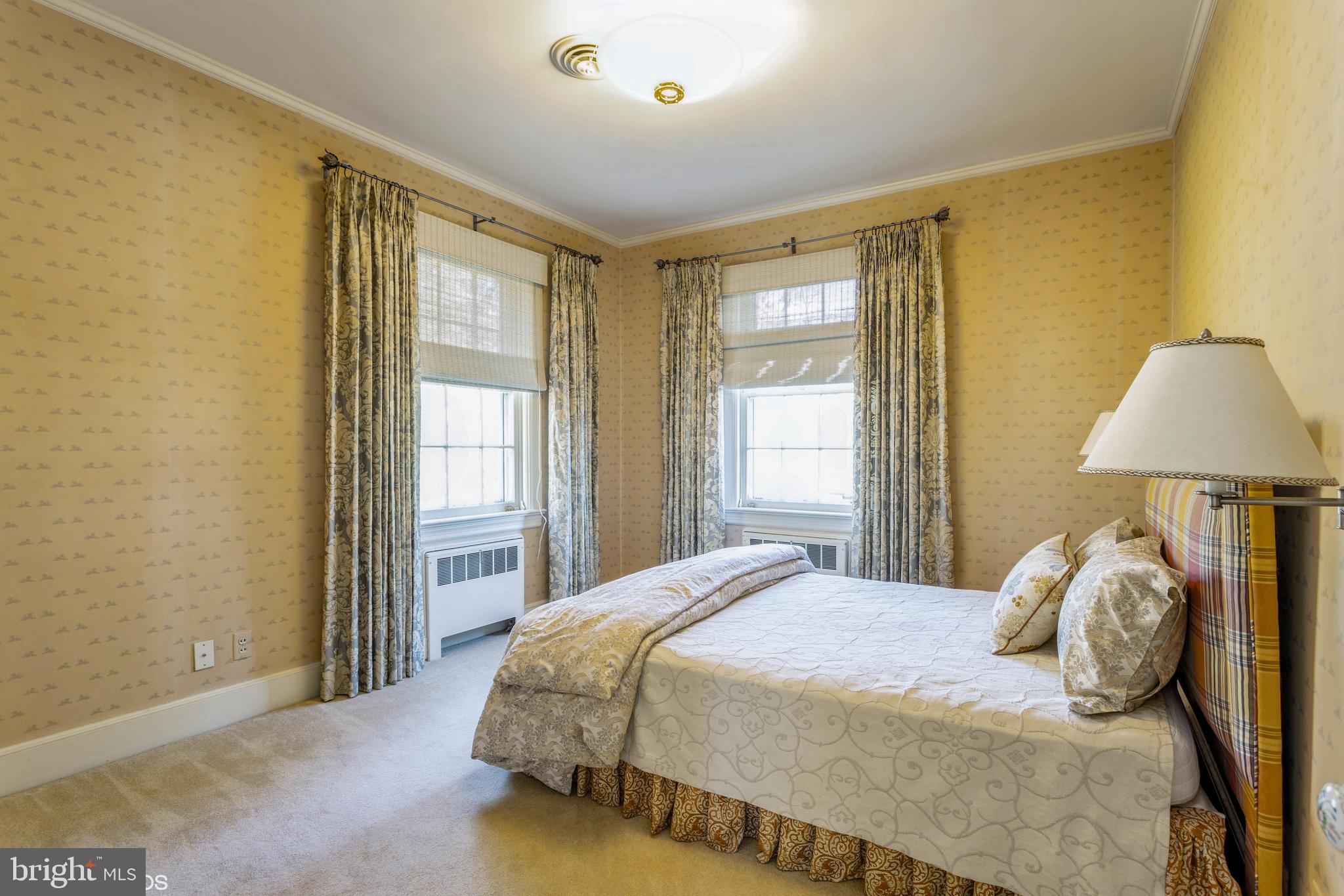 FALLSTAFF - Residential