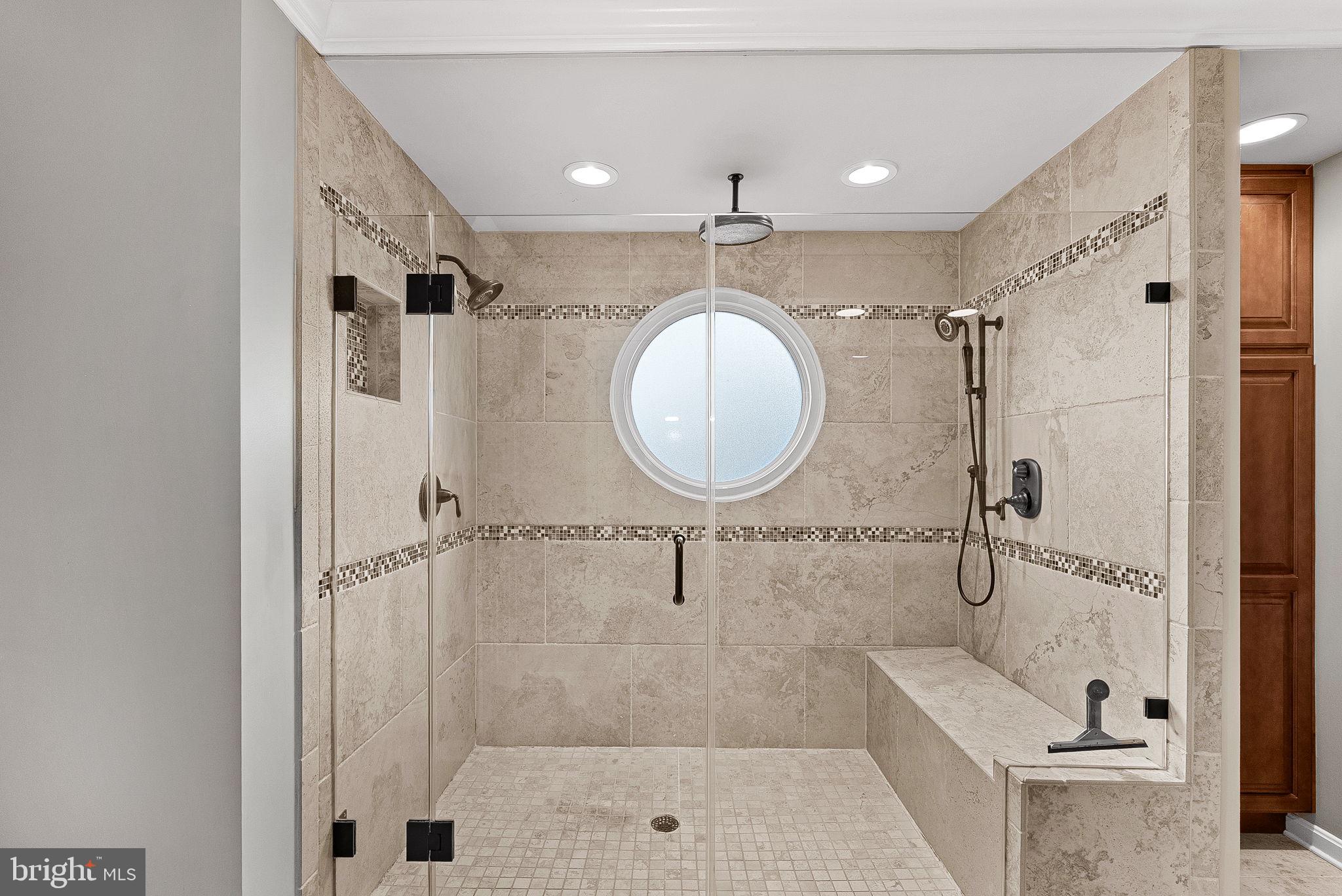 LITTLE ROCKY RUN - Residential