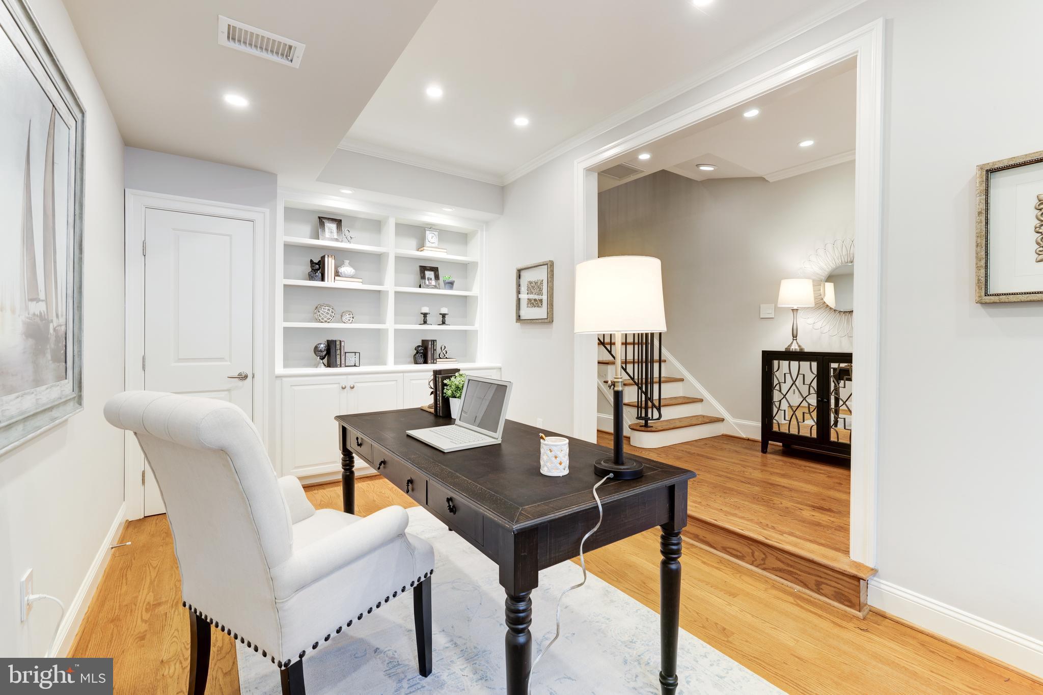 POMMANDER WALK - Residential