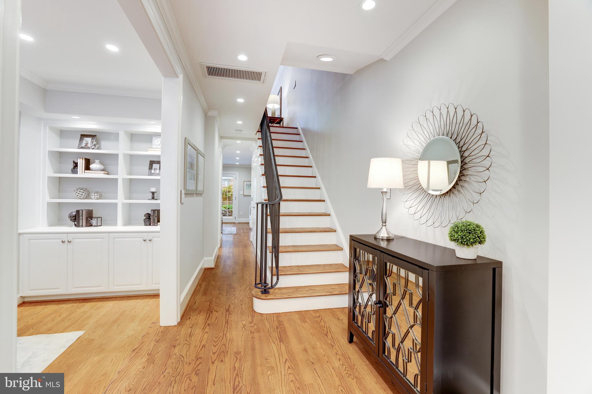 POMMANDER WALK - Residential