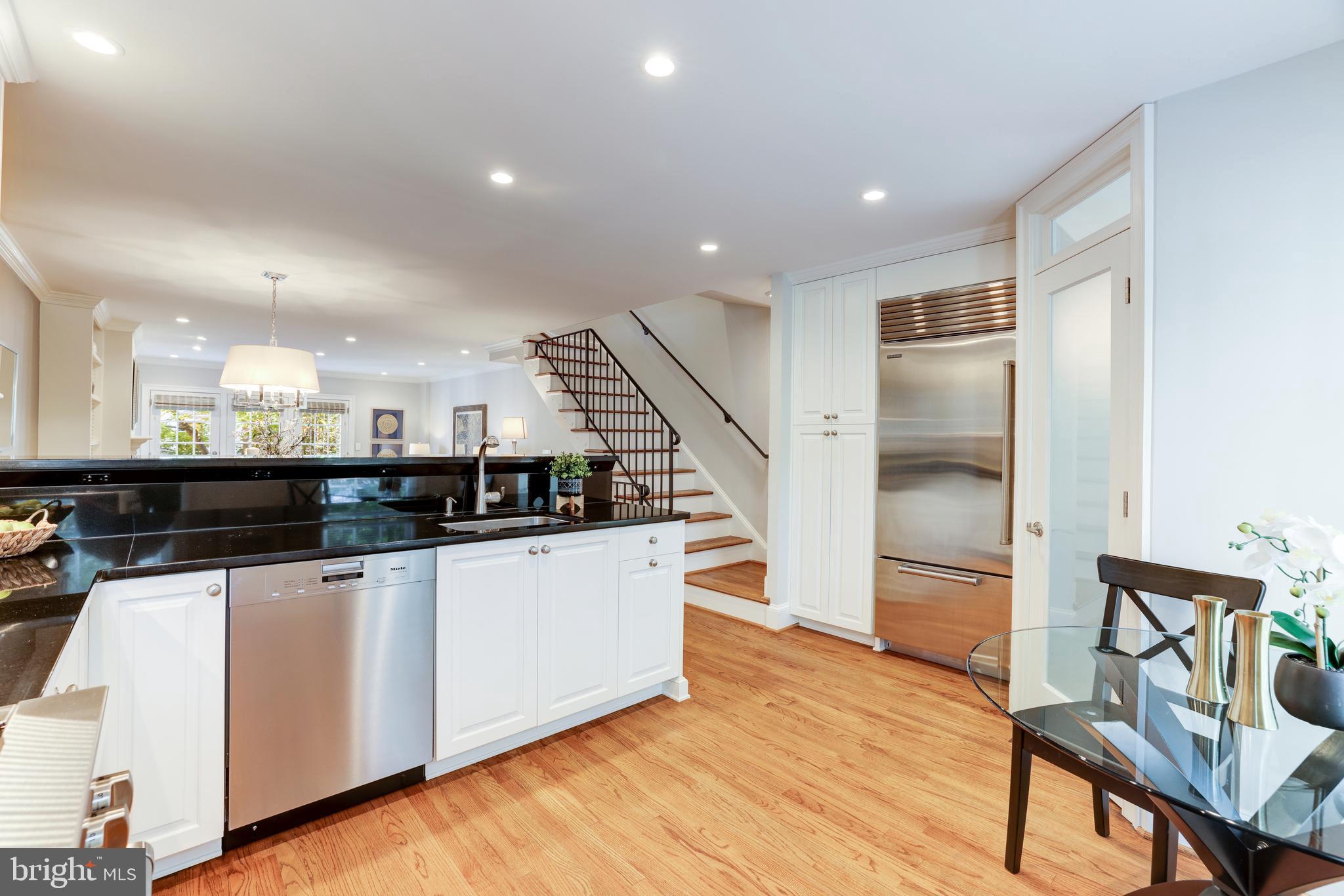 POMMANDER WALK - Residential