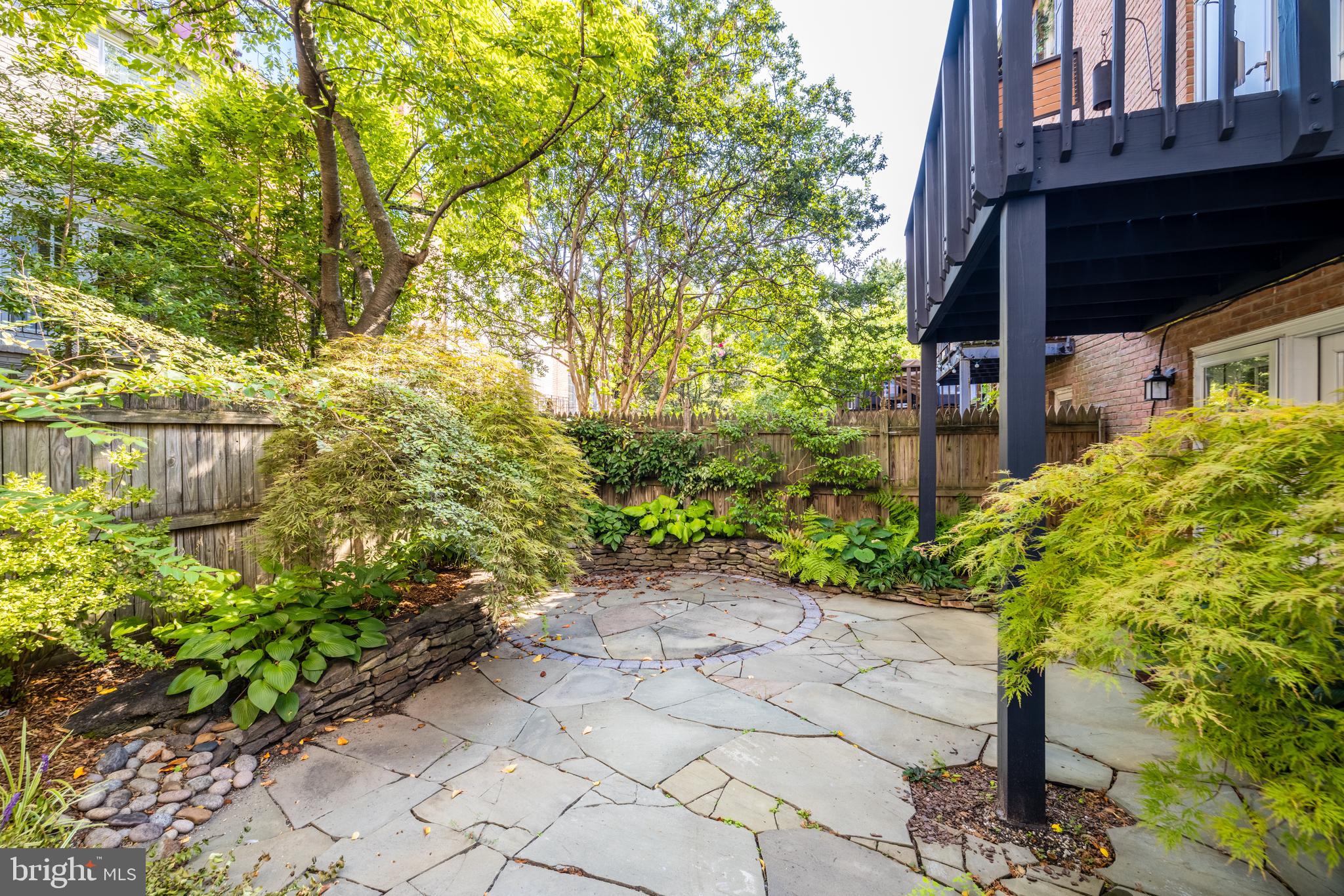 POMMANDER WALK - Residential