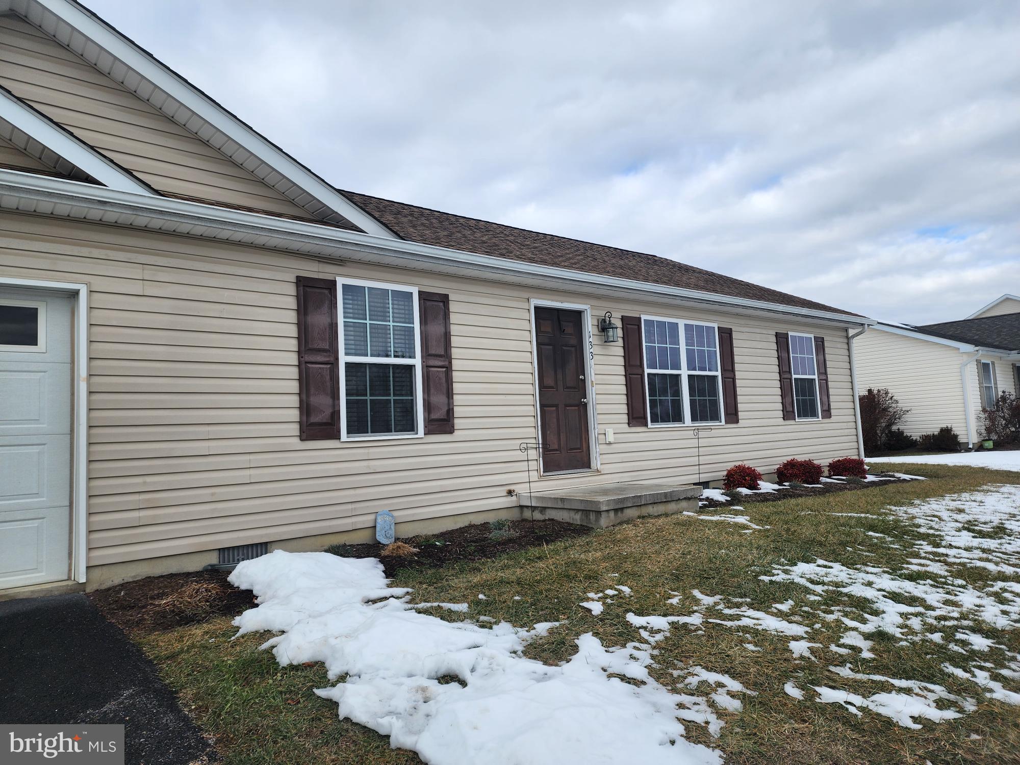 SPRING HILL - Residential