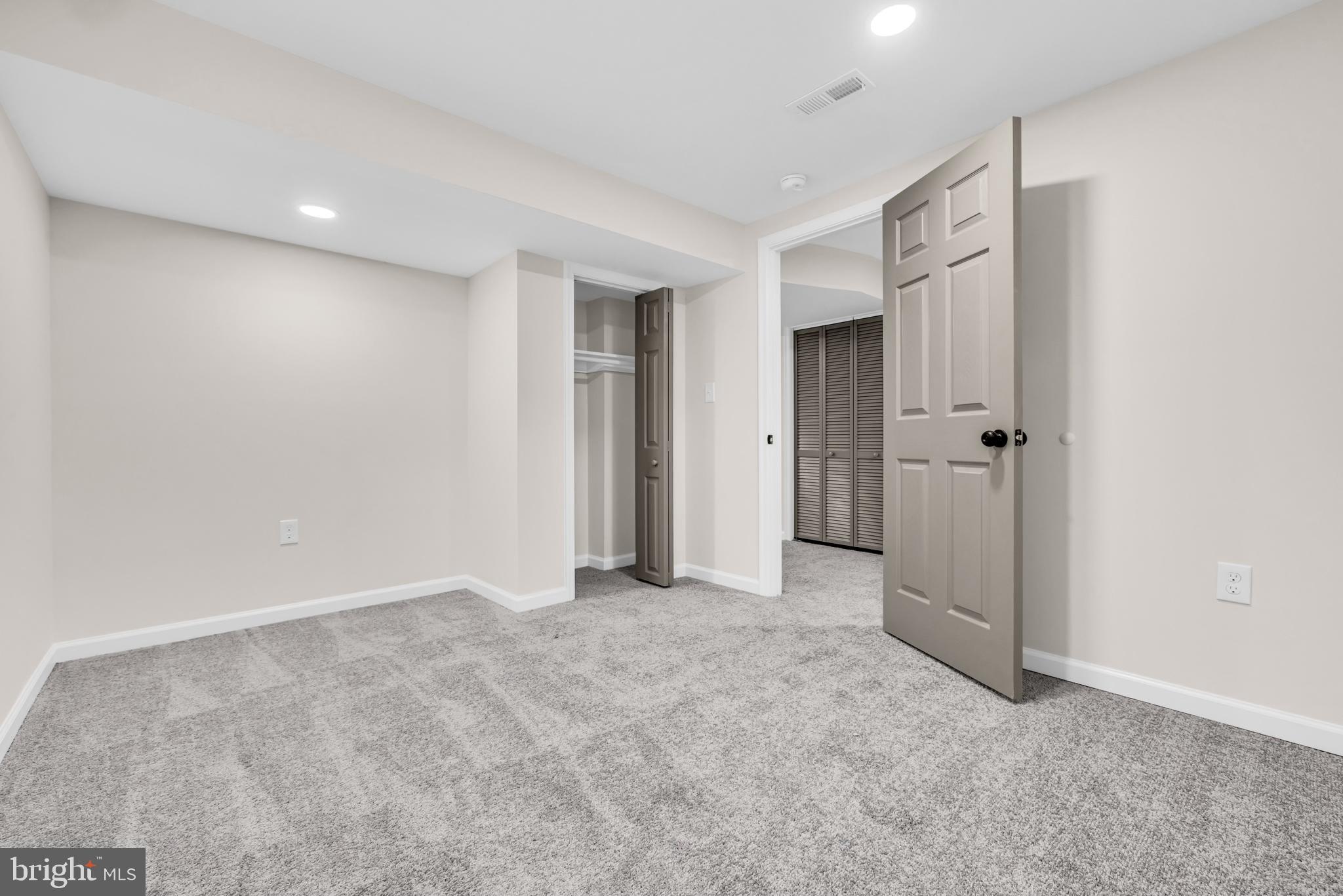 NORTHWOOD - Residential
