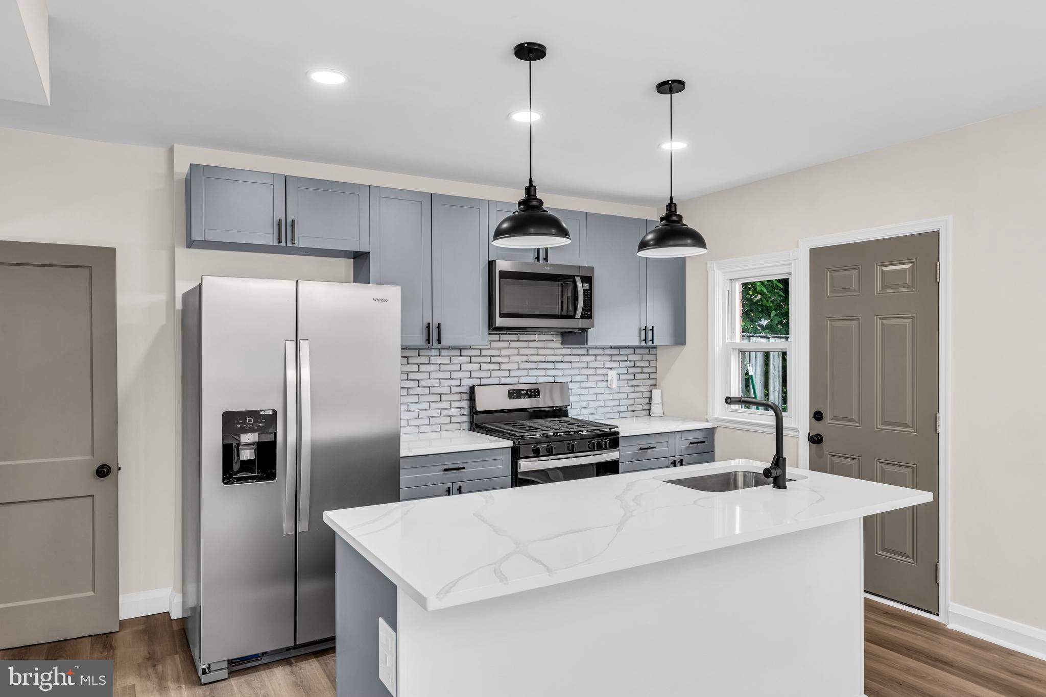NORTHWOOD - Residential