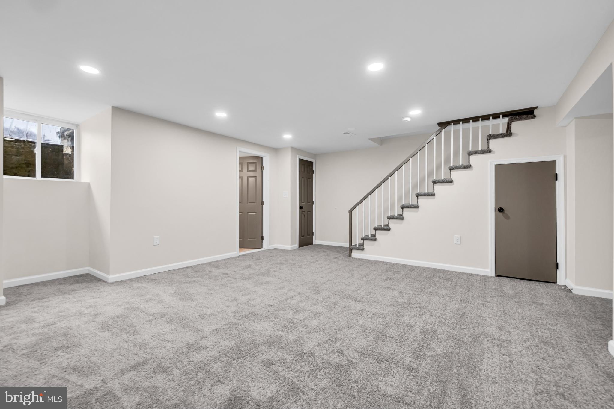 NORTHWOOD - Residential