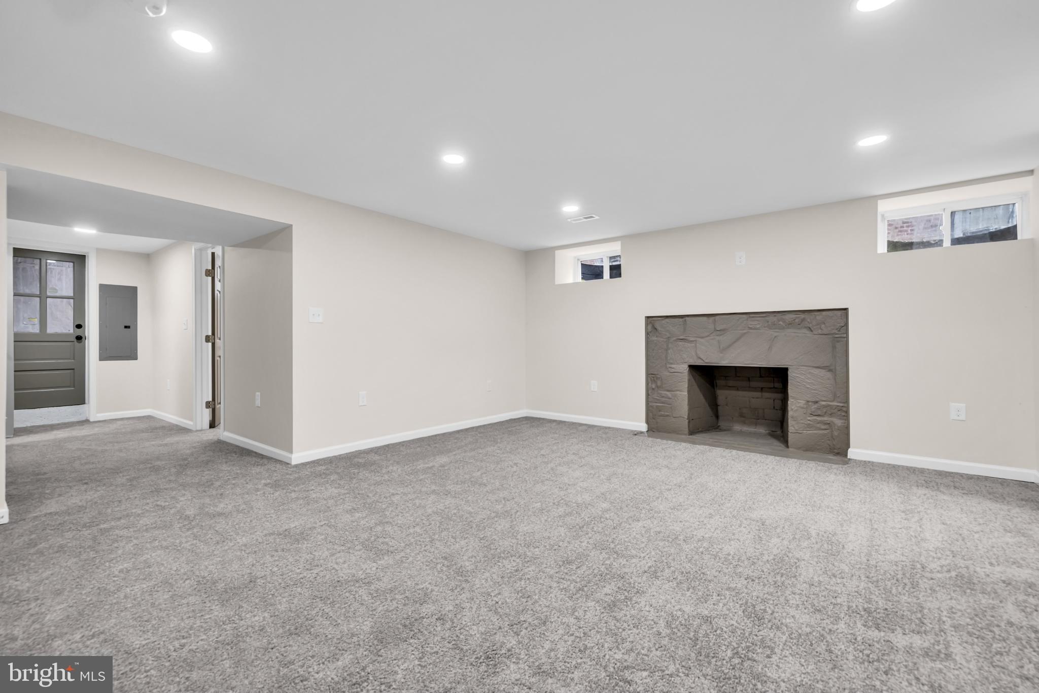 NORTHWOOD - Residential