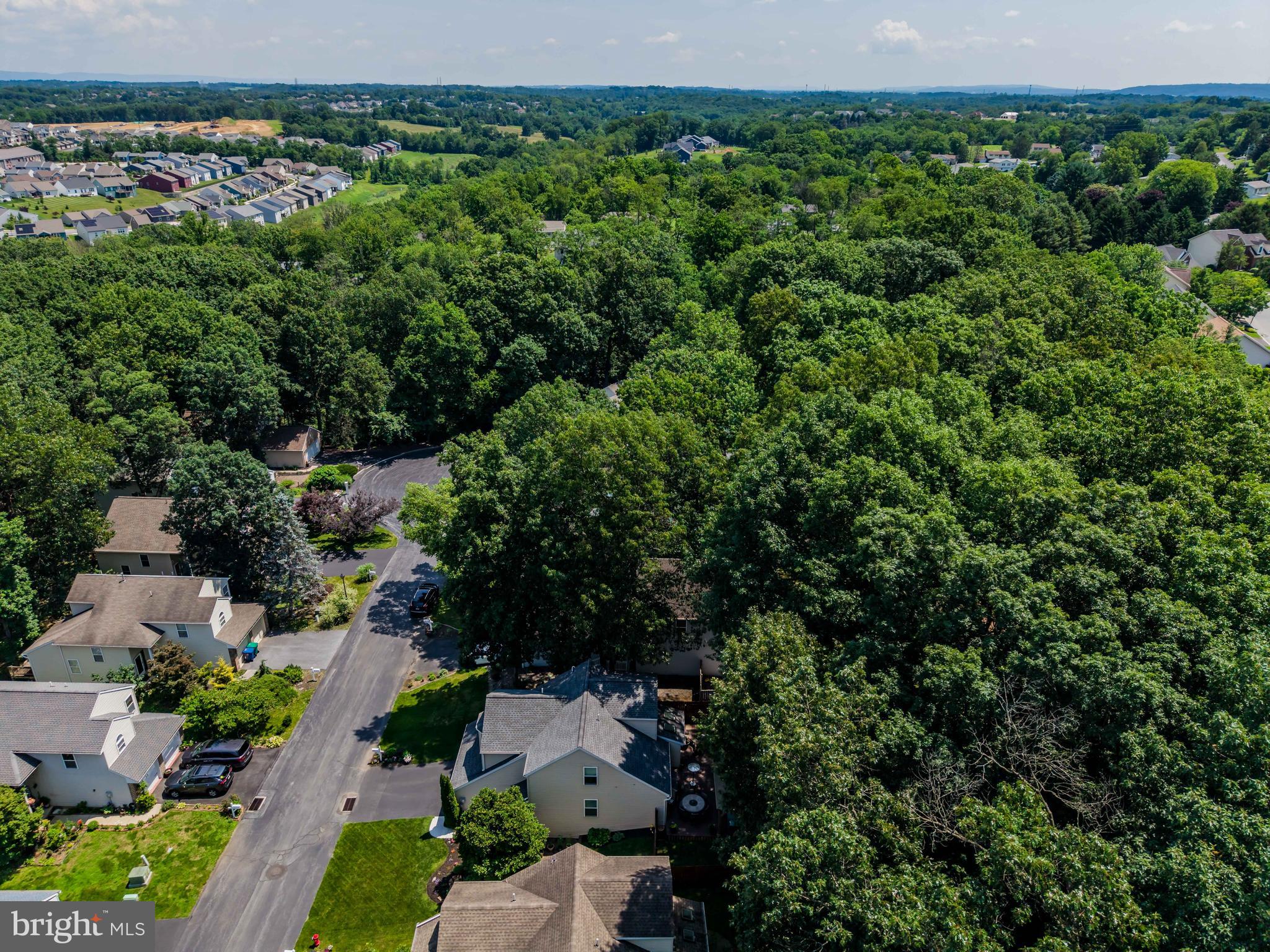 SUMMIT POINTE - Residential