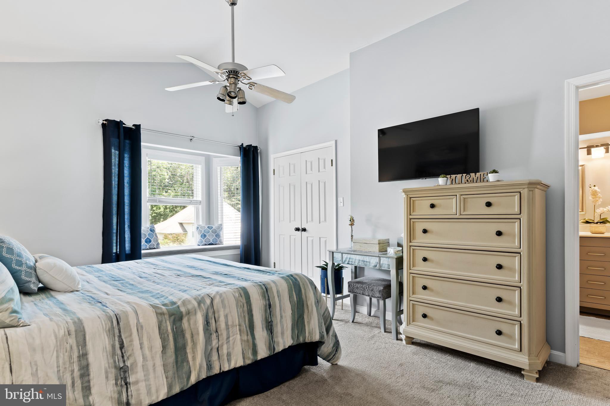 SUMMIT POINTE - Residential