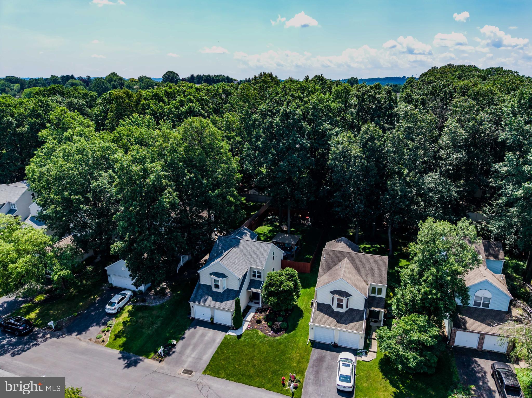 SUMMIT POINTE - Residential