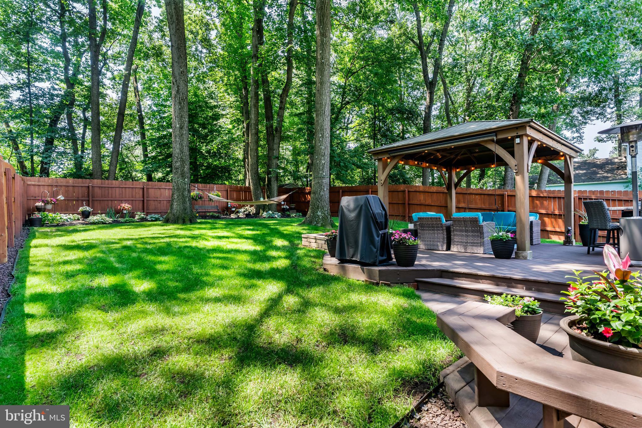 SUMMIT POINTE - Residential