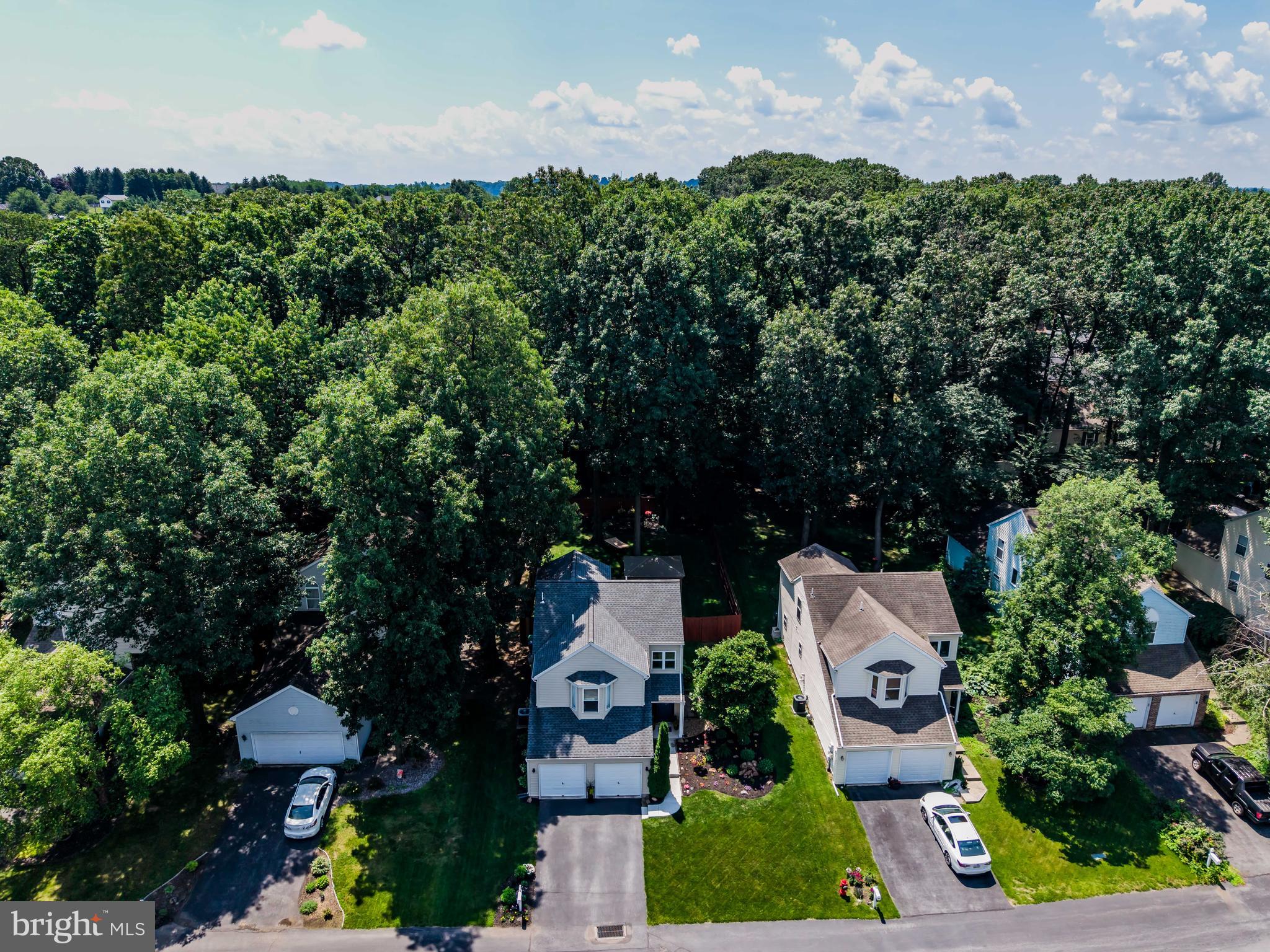 SUMMIT POINTE - Residential