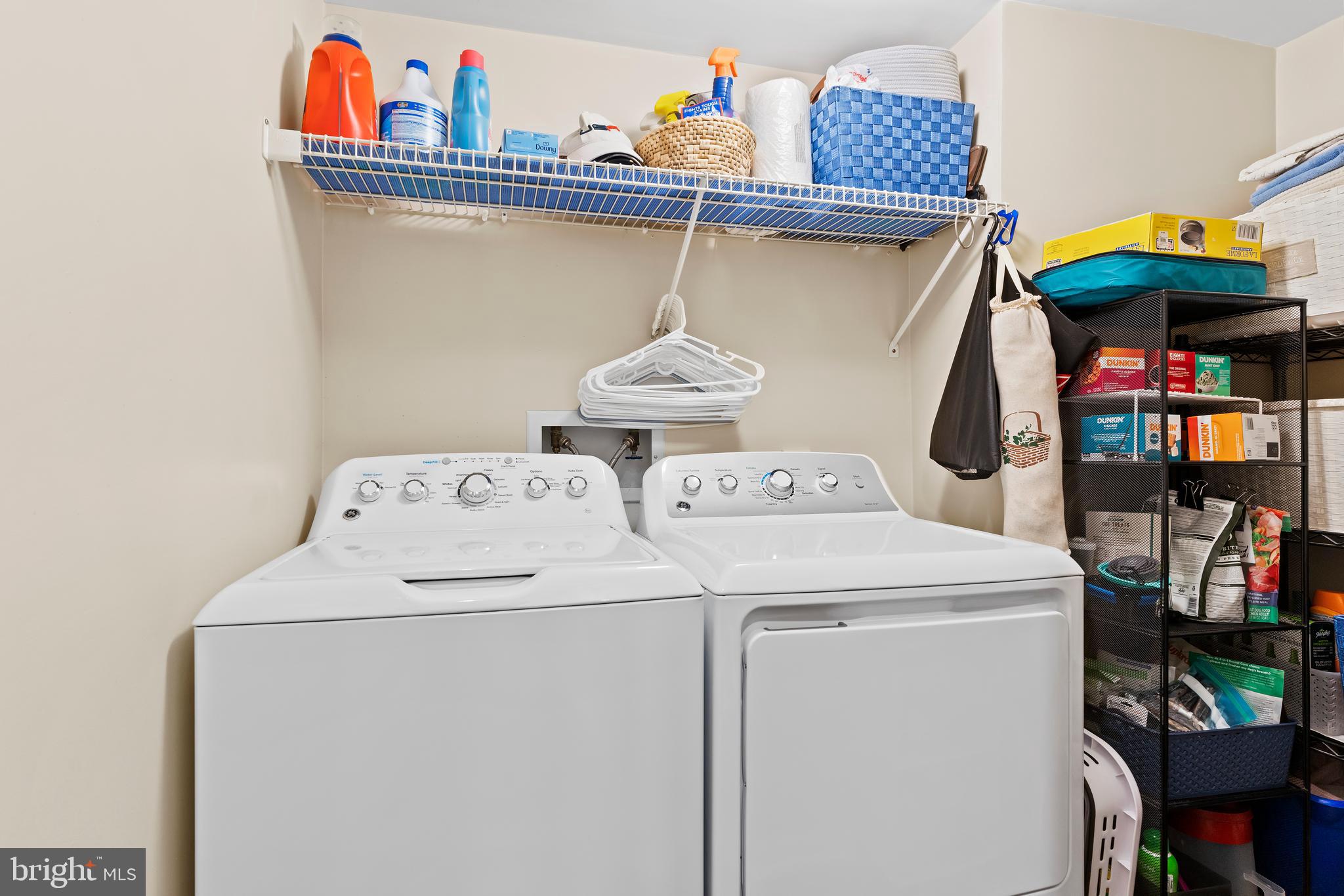 SUMMIT POINTE - Residential