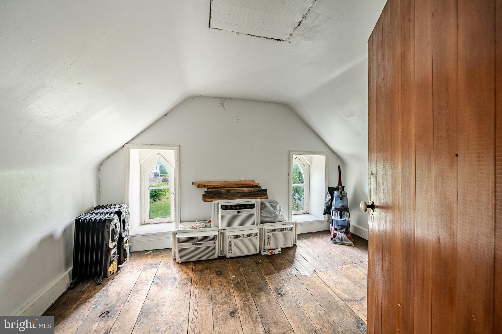 FIELDSTONE FARM - Residential