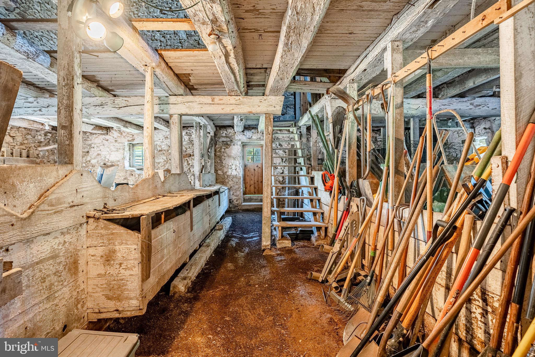 FIELDSTONE FARM - Residential