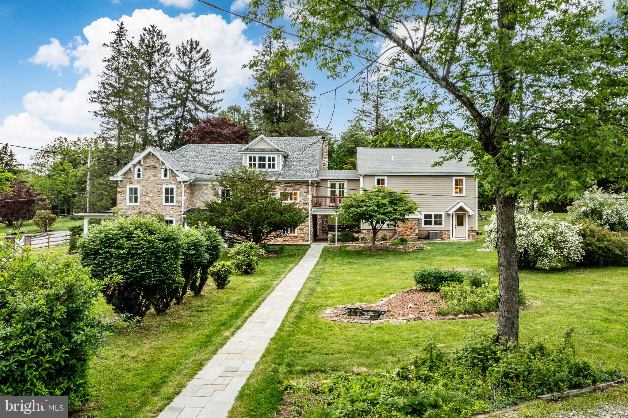 FIELDSTONE FARM - Residential