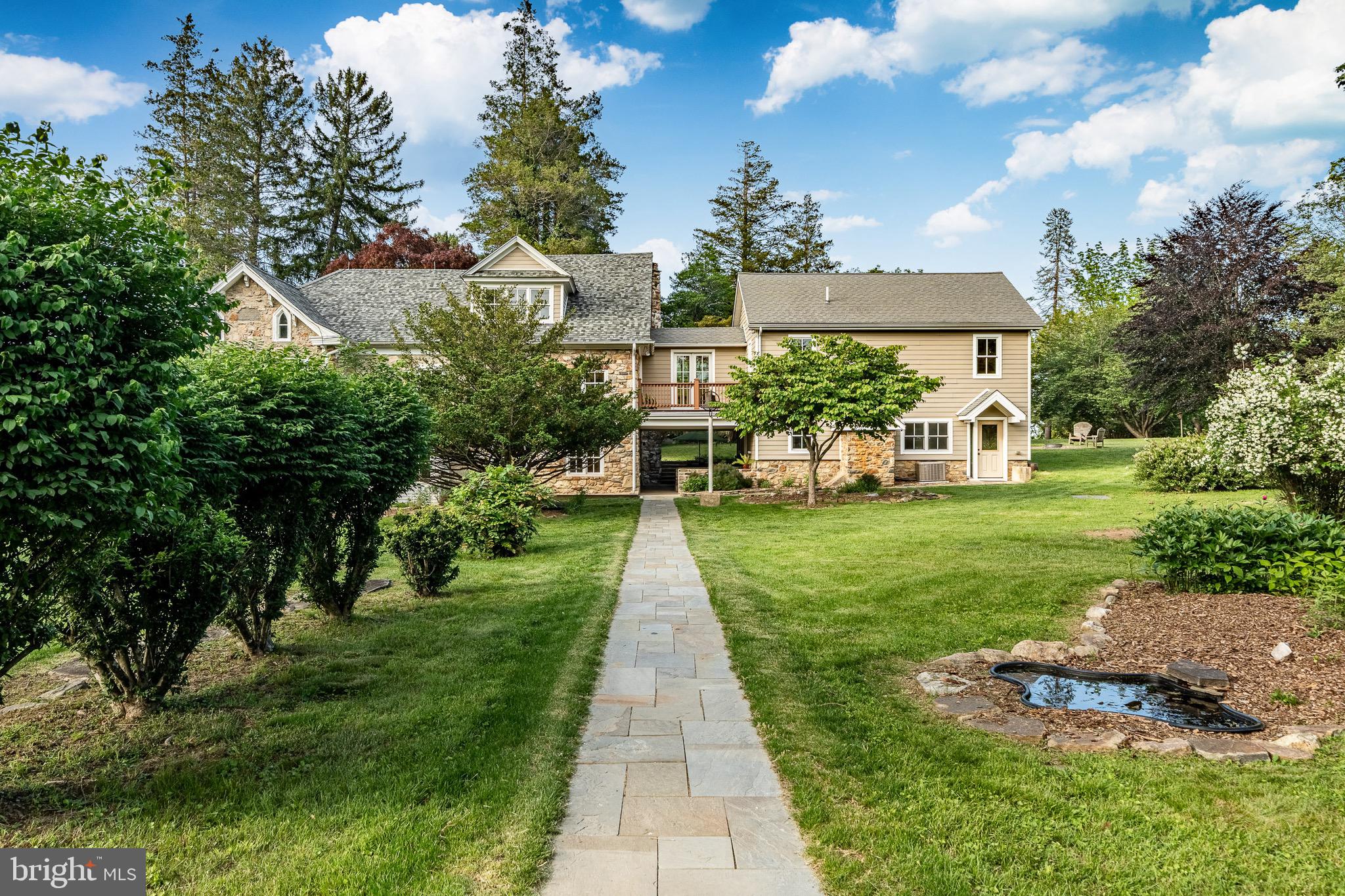 FIELDSTONE FARM - Residential