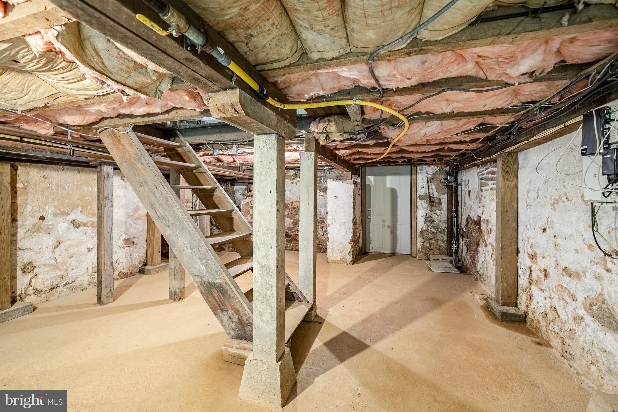 FIELDSTONE FARM - Residential