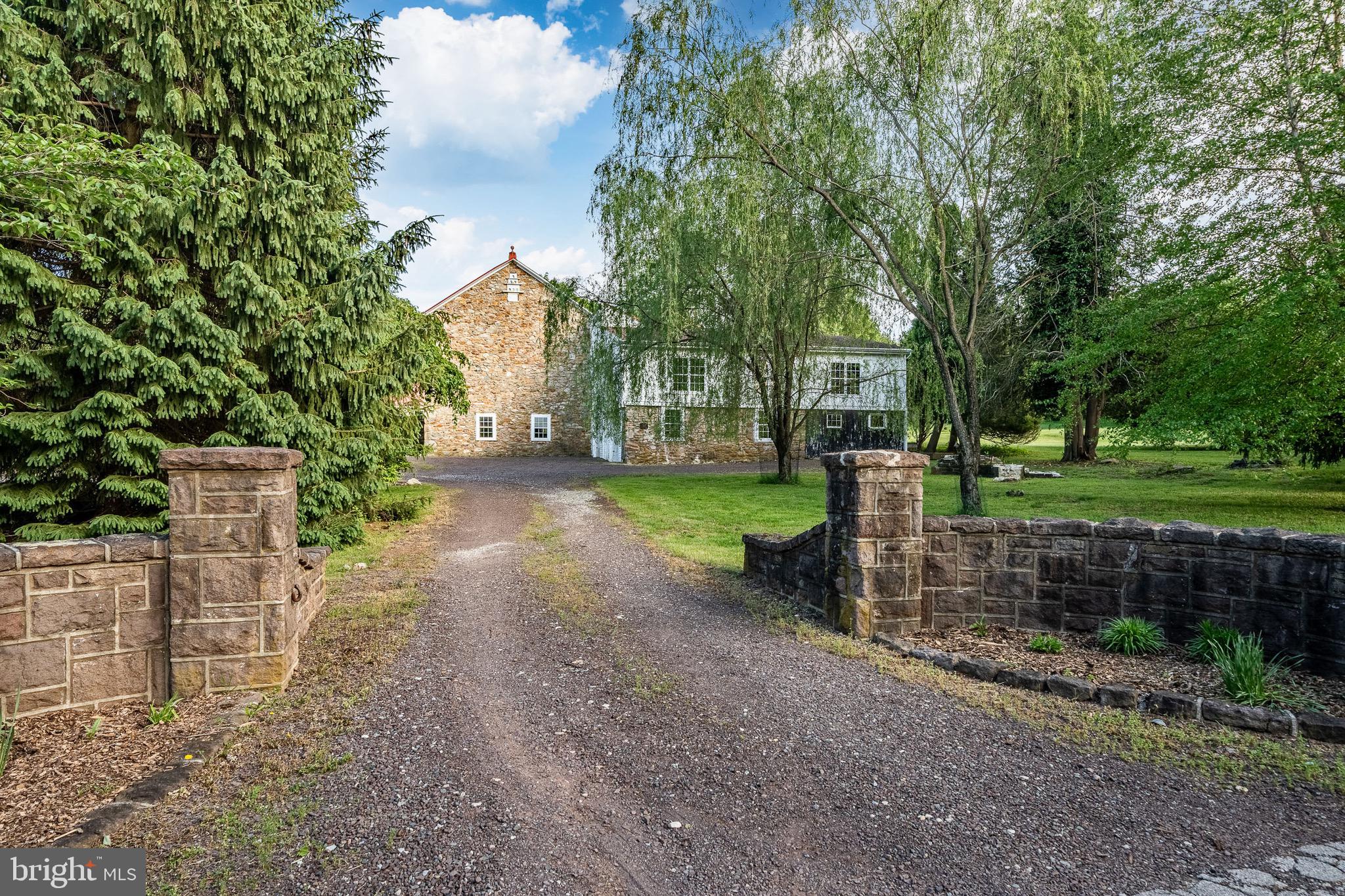 FIELDSTONE FARM - Residential