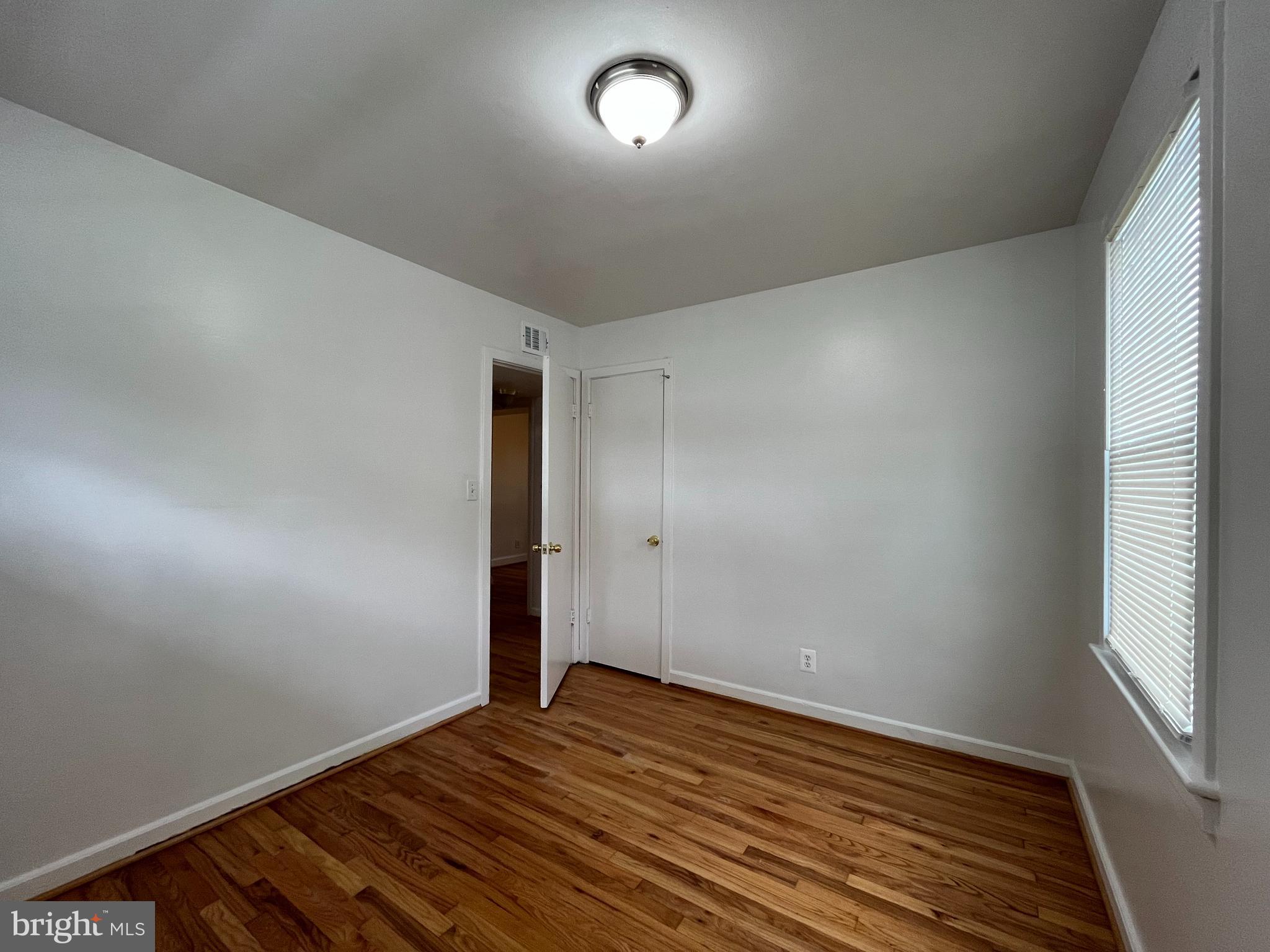 ROCKCREST - Residential Lease