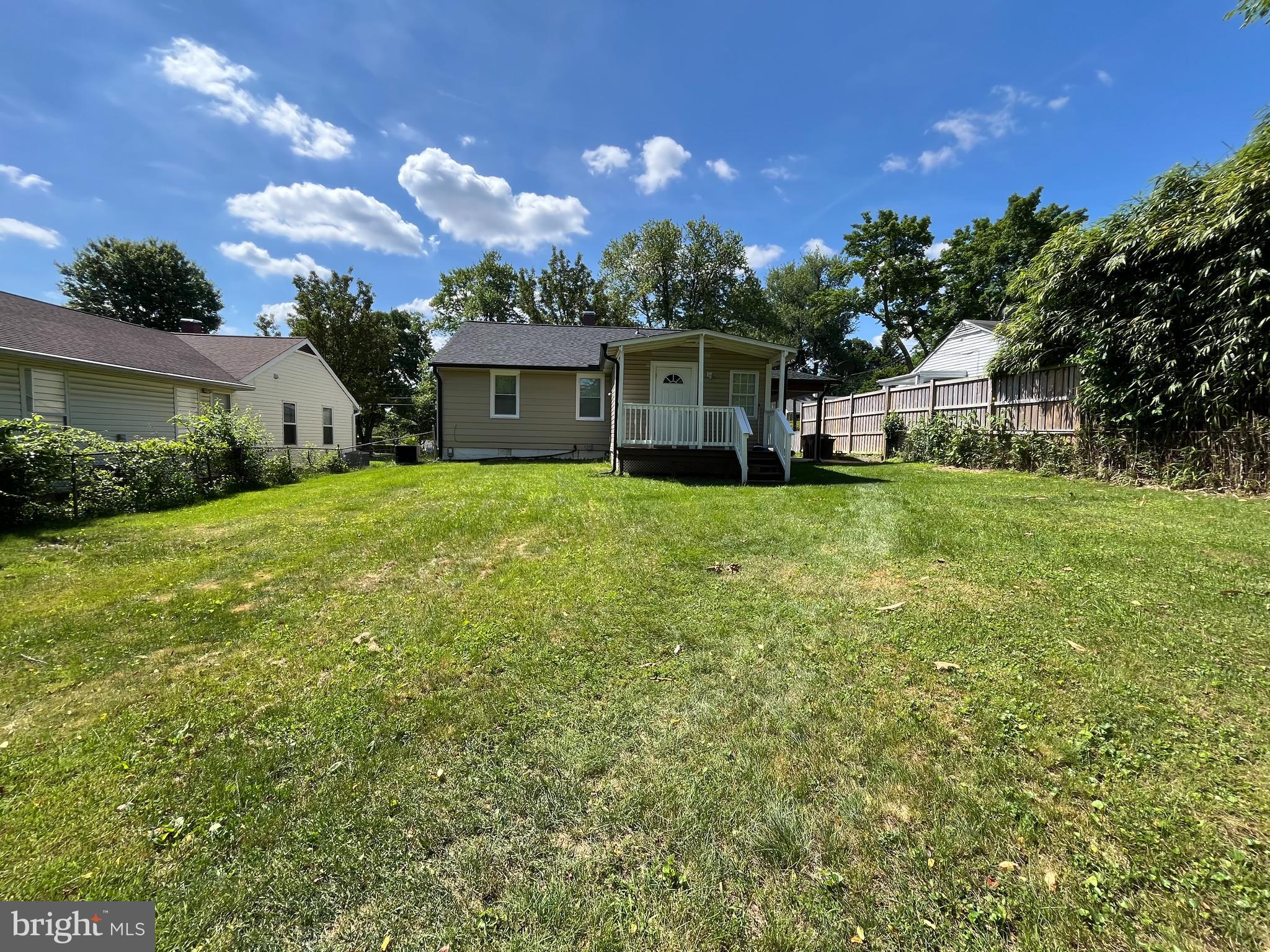 ROCKCREST - Residential Lease