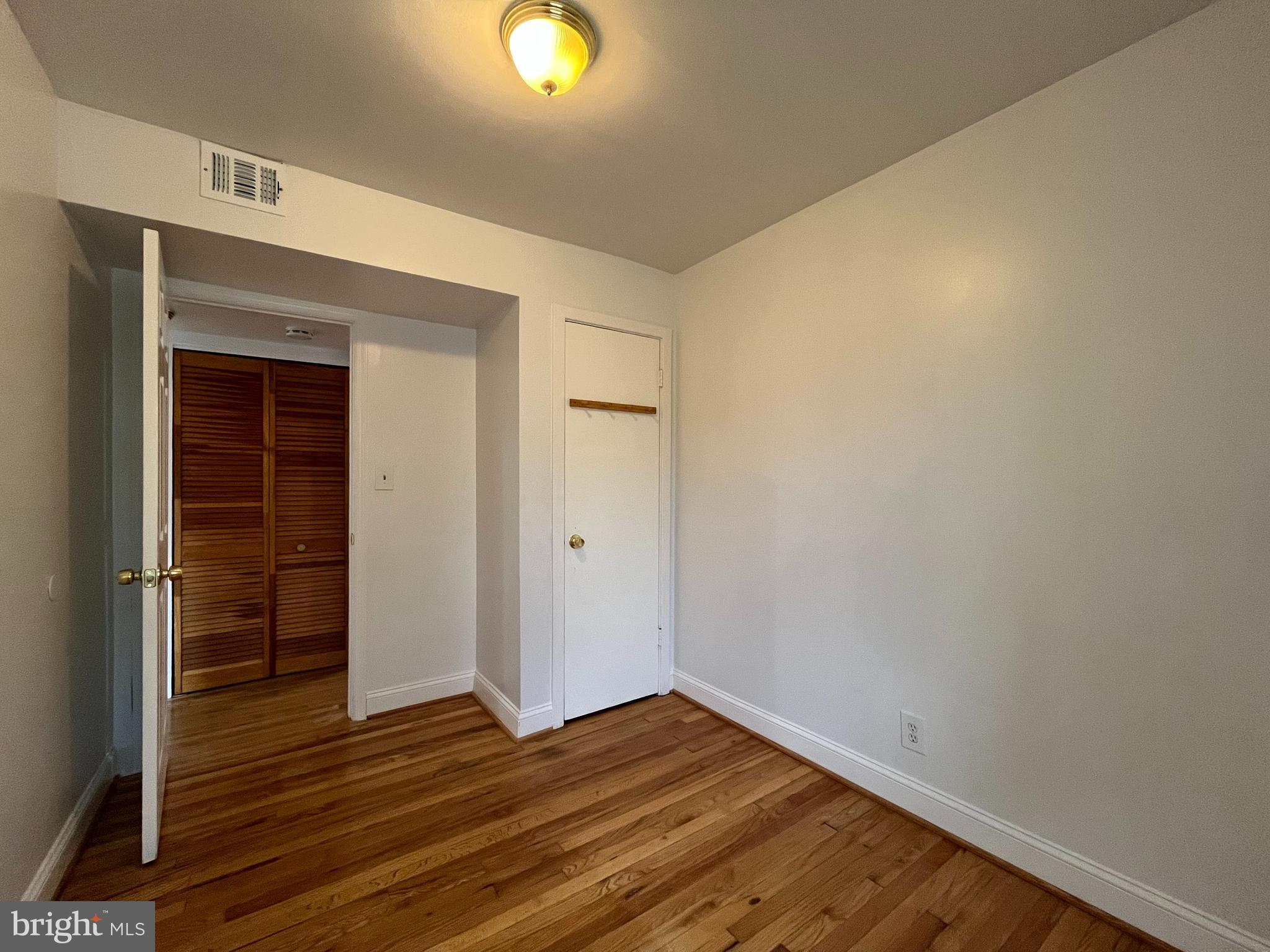 ROCKCREST - Residential Lease